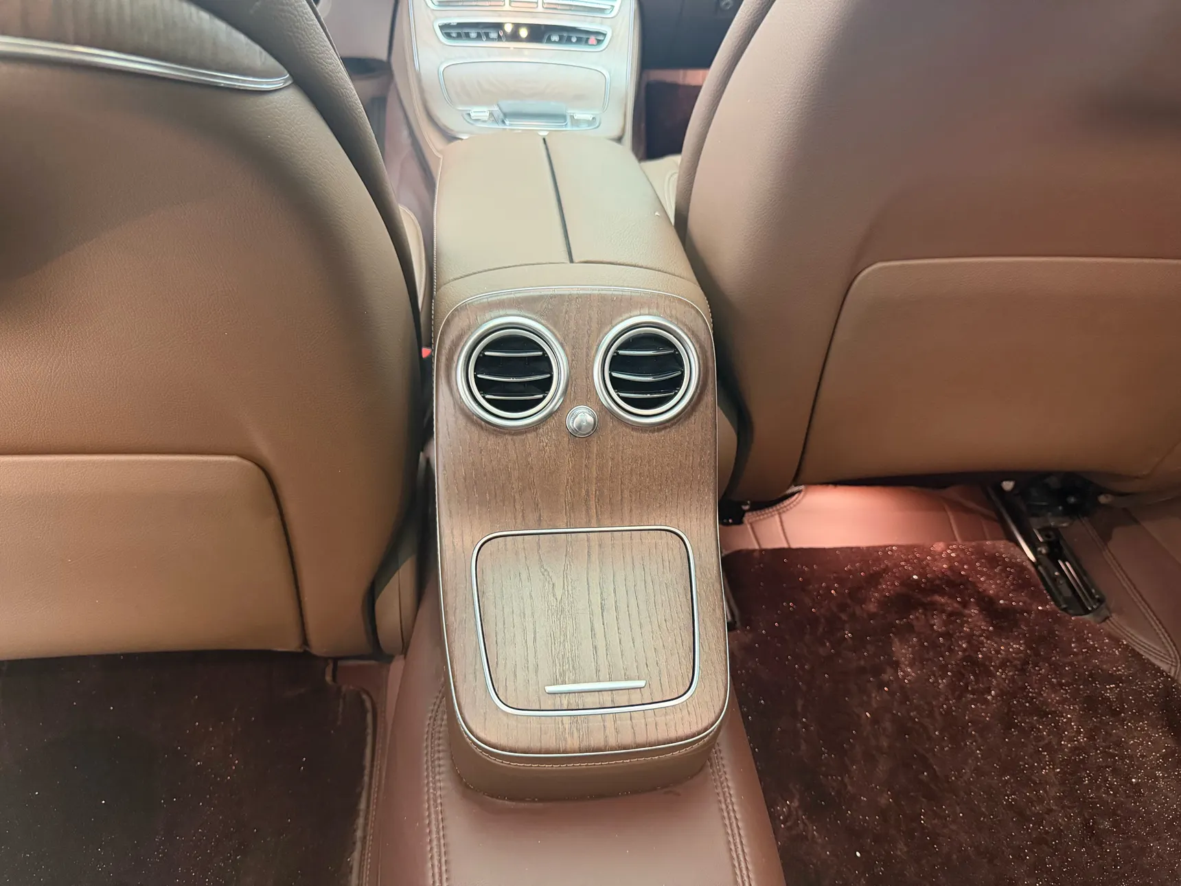 Mercedes-Benz E 300 L, 2021 15