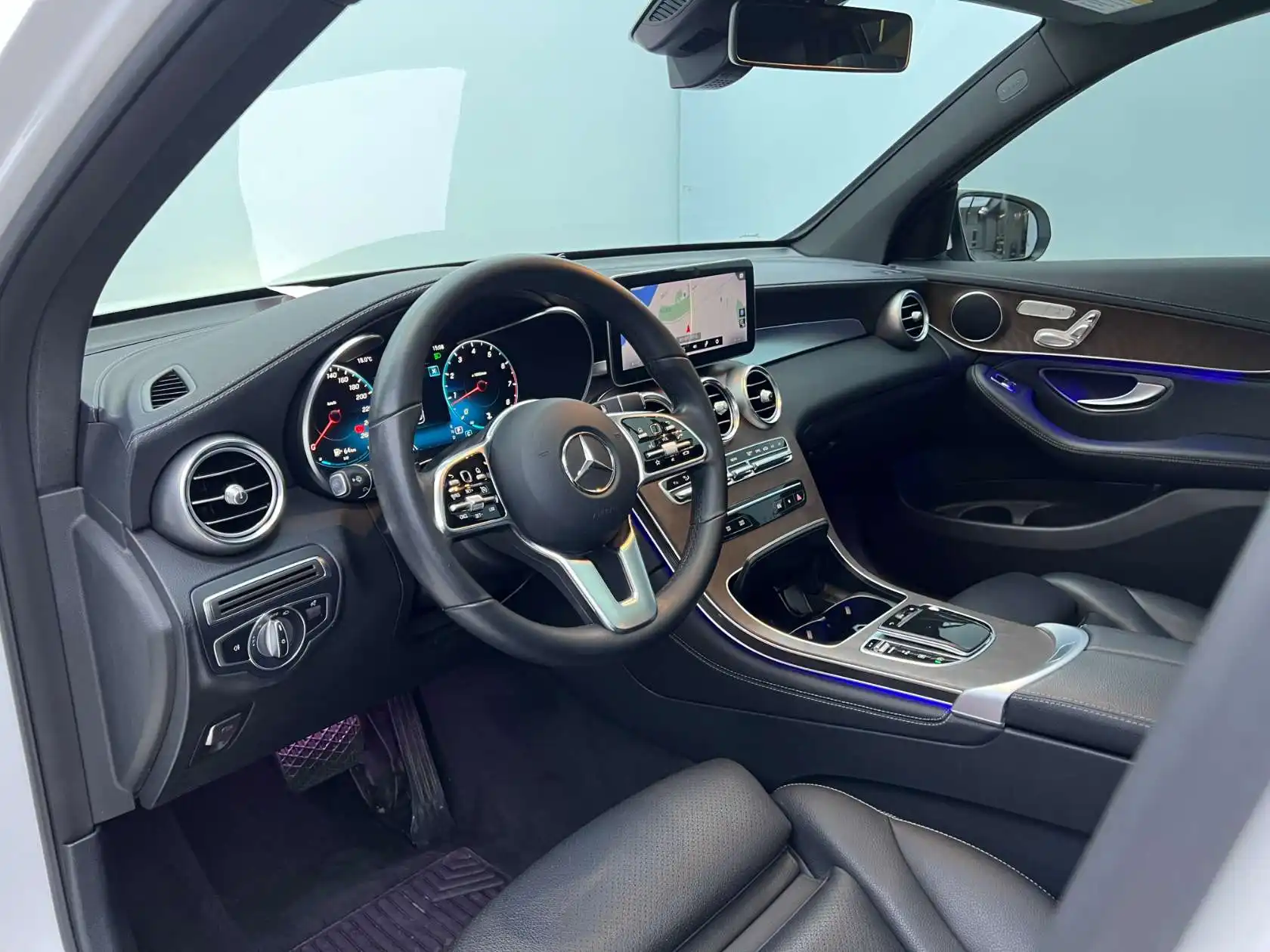 Mercedes-Benz GLC 300 L, 2019 7