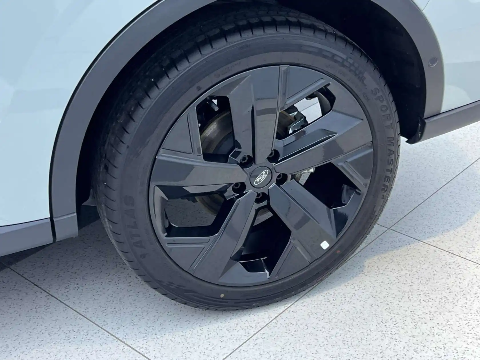 Ford Equator Sport, 2025 31