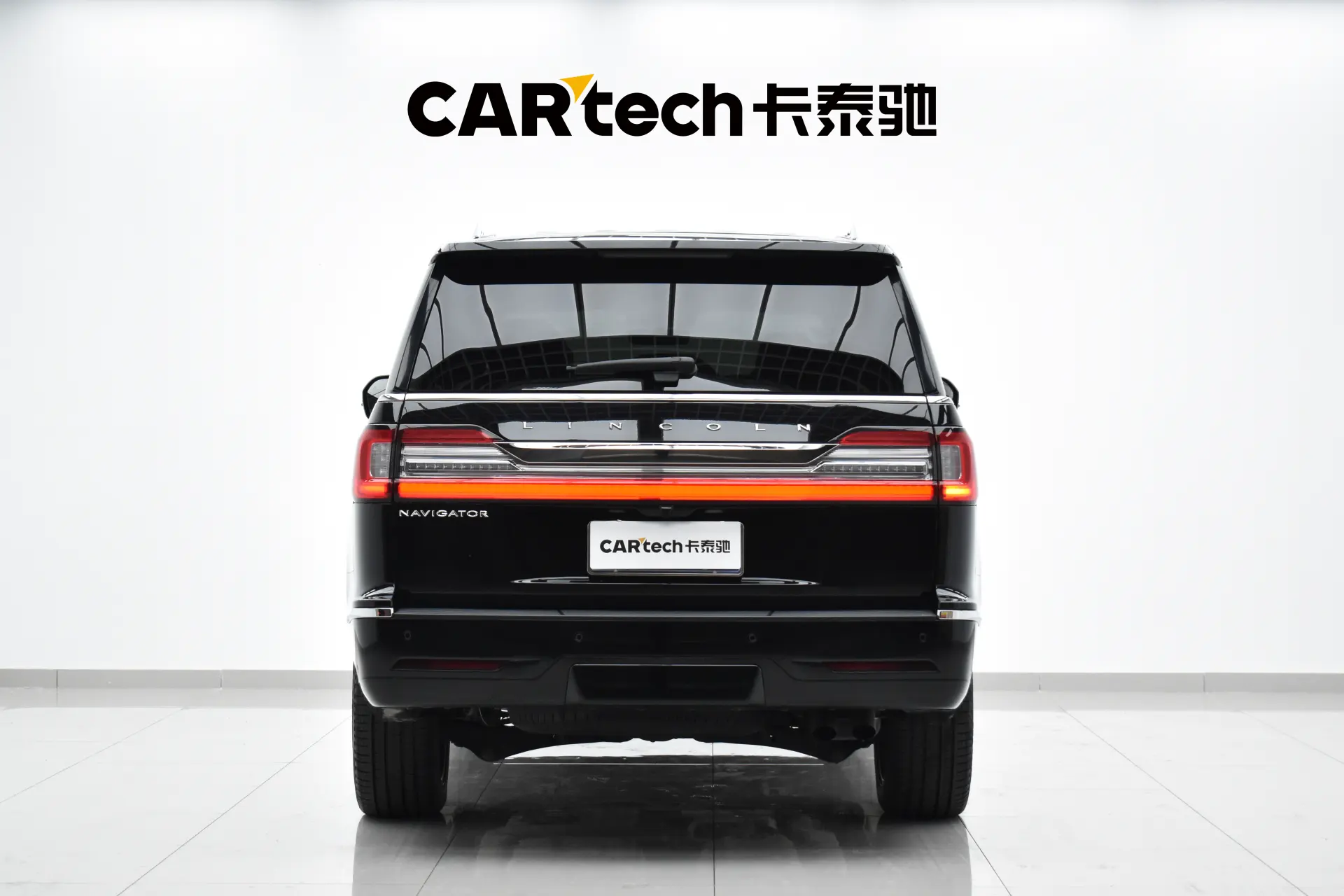 Lincoln Navigator, 2019 все фото