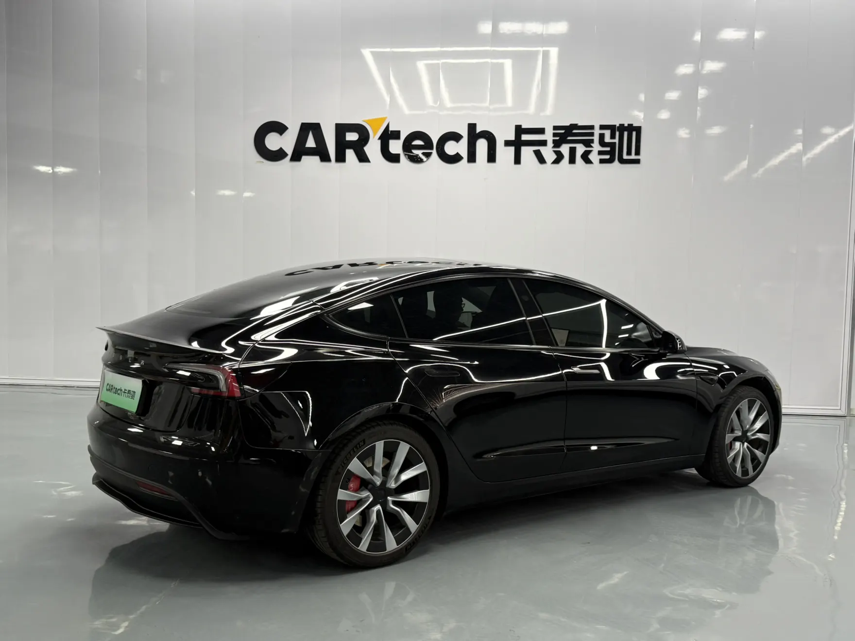 Tesla Model 3, 2024 все фото