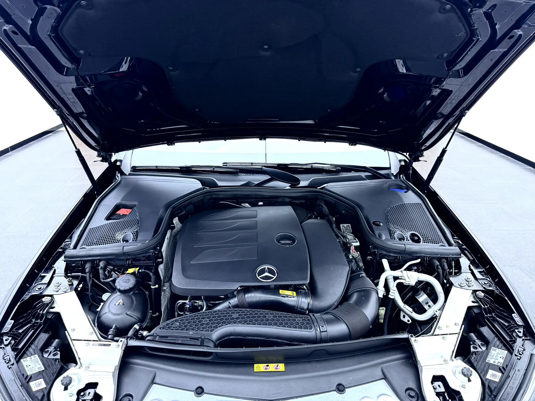 Mercedes-Benz E 300 L, 2021 11