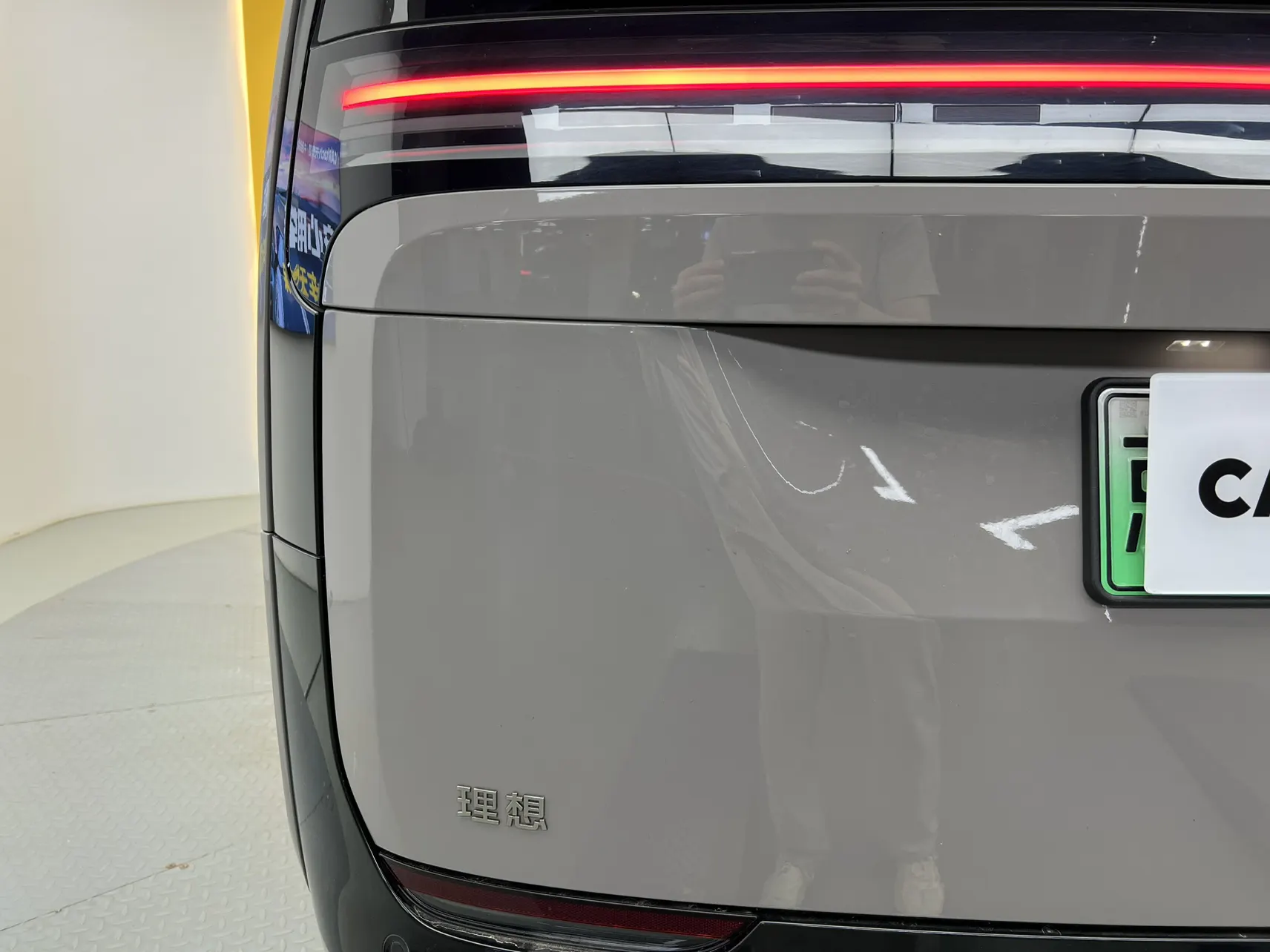 Li Auto MEGA, 2024 8