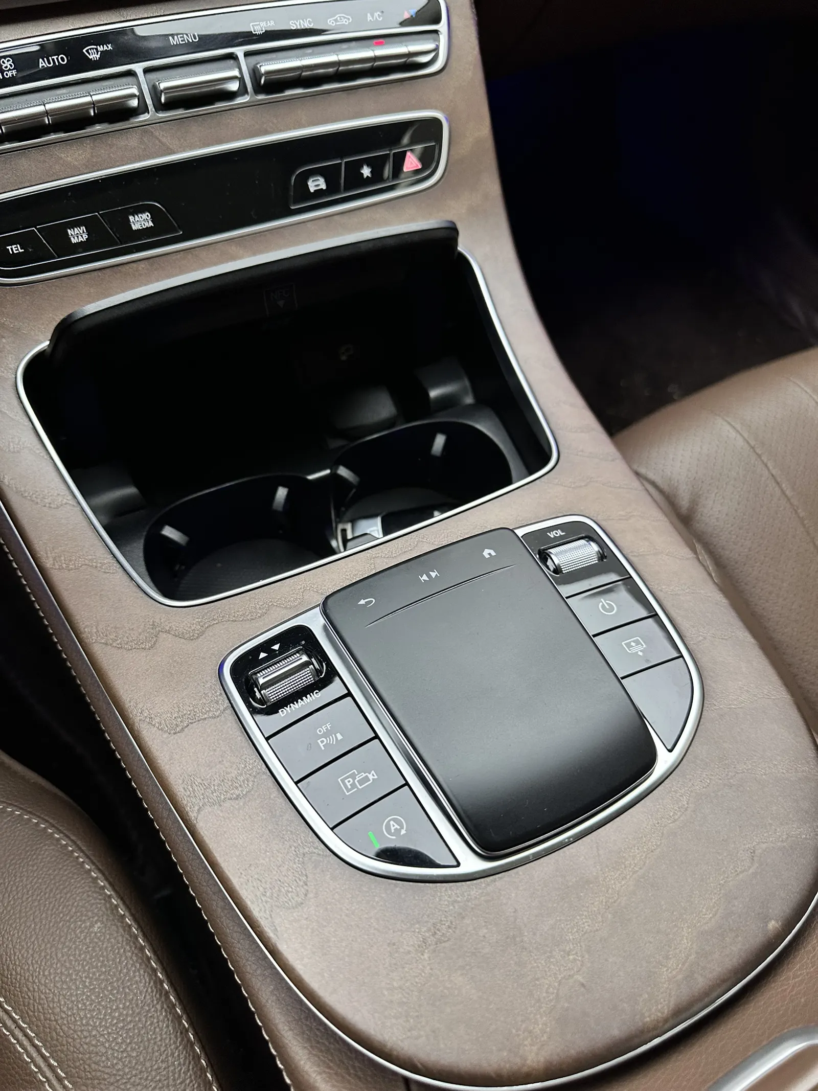 Mercedes-Benz E 300 L, 2021 15