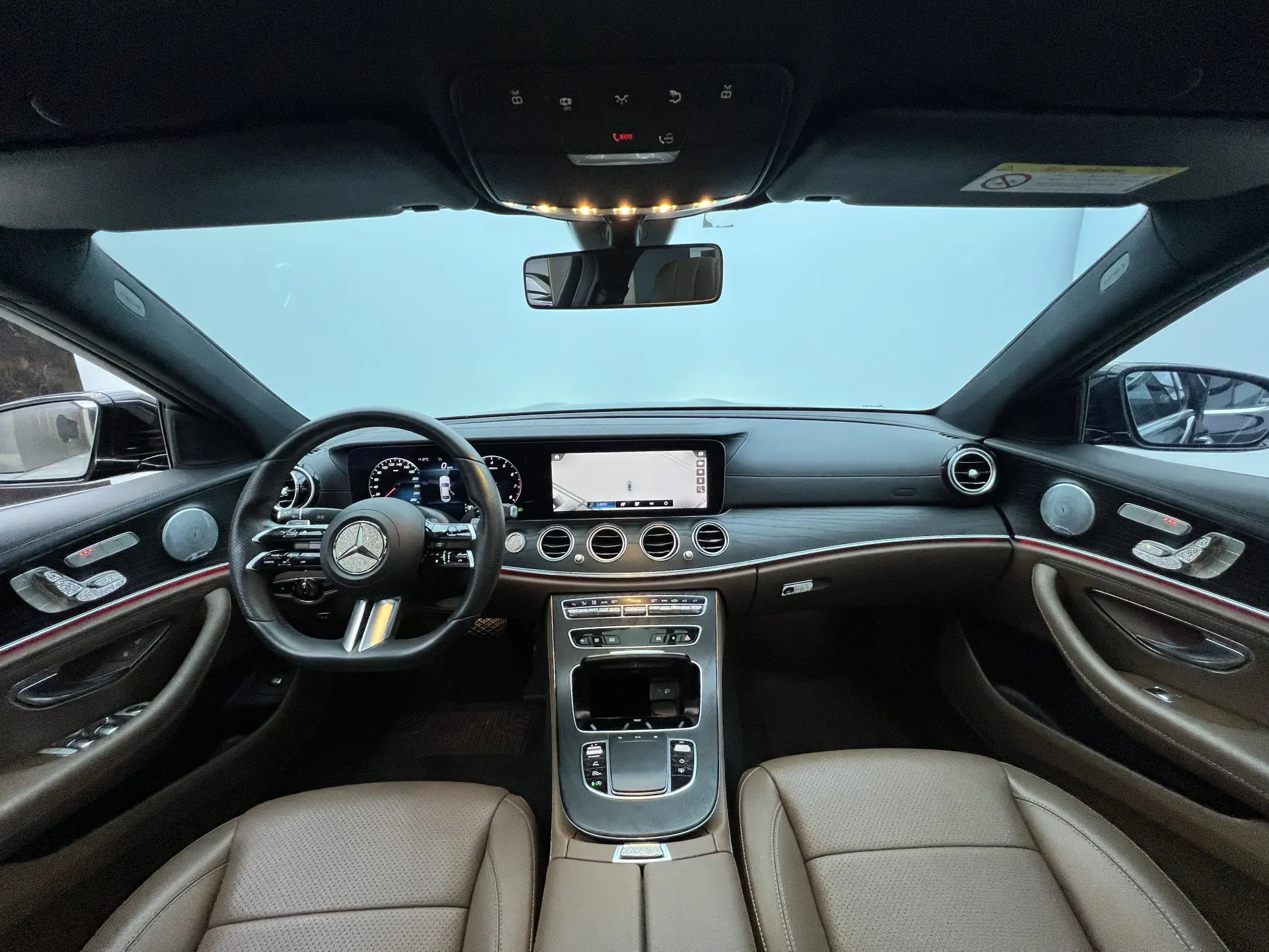 Mercedes-Benz E 300 L, 2020 24