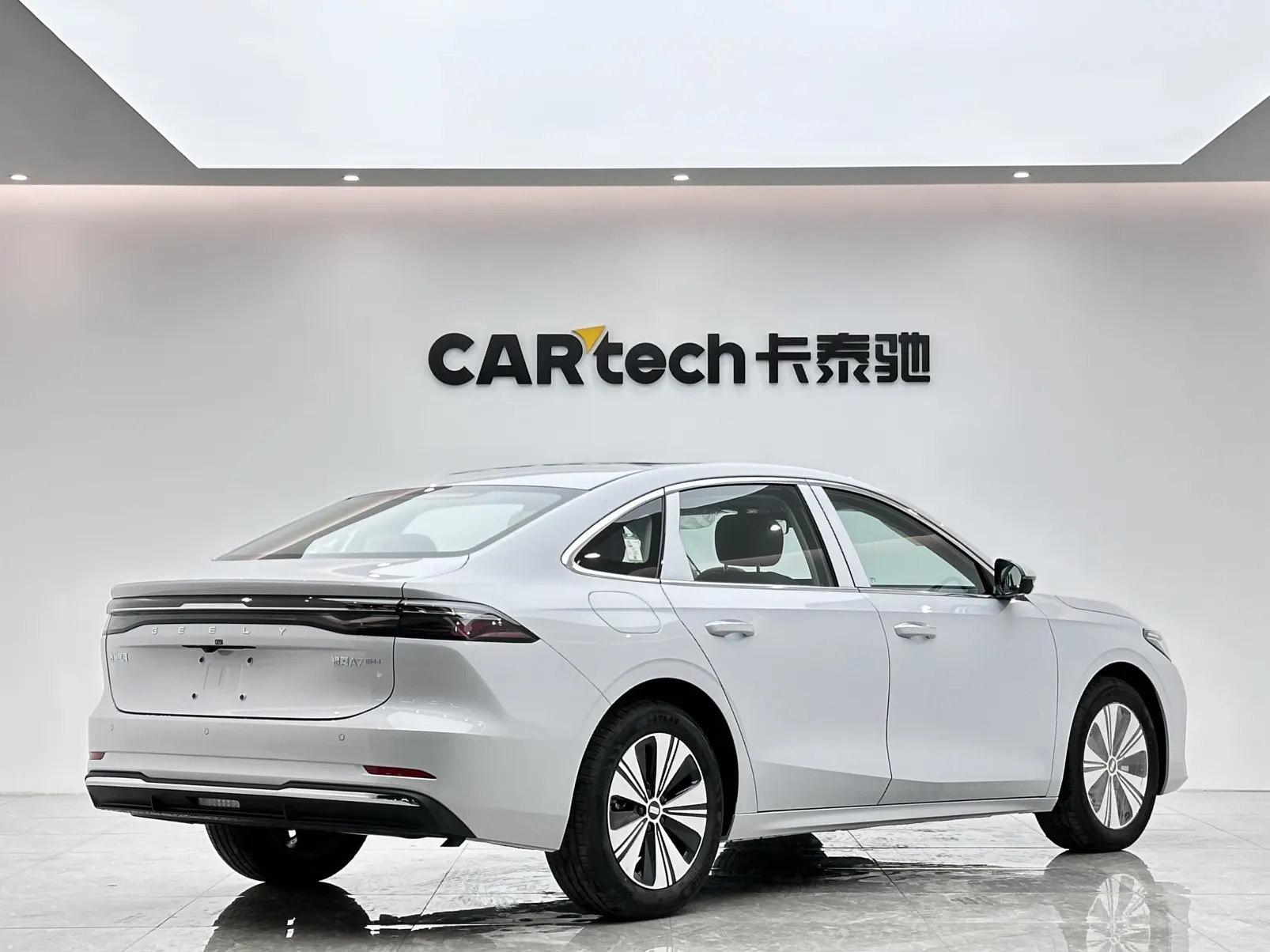 Geely Galaxy A7, 2026 все фото