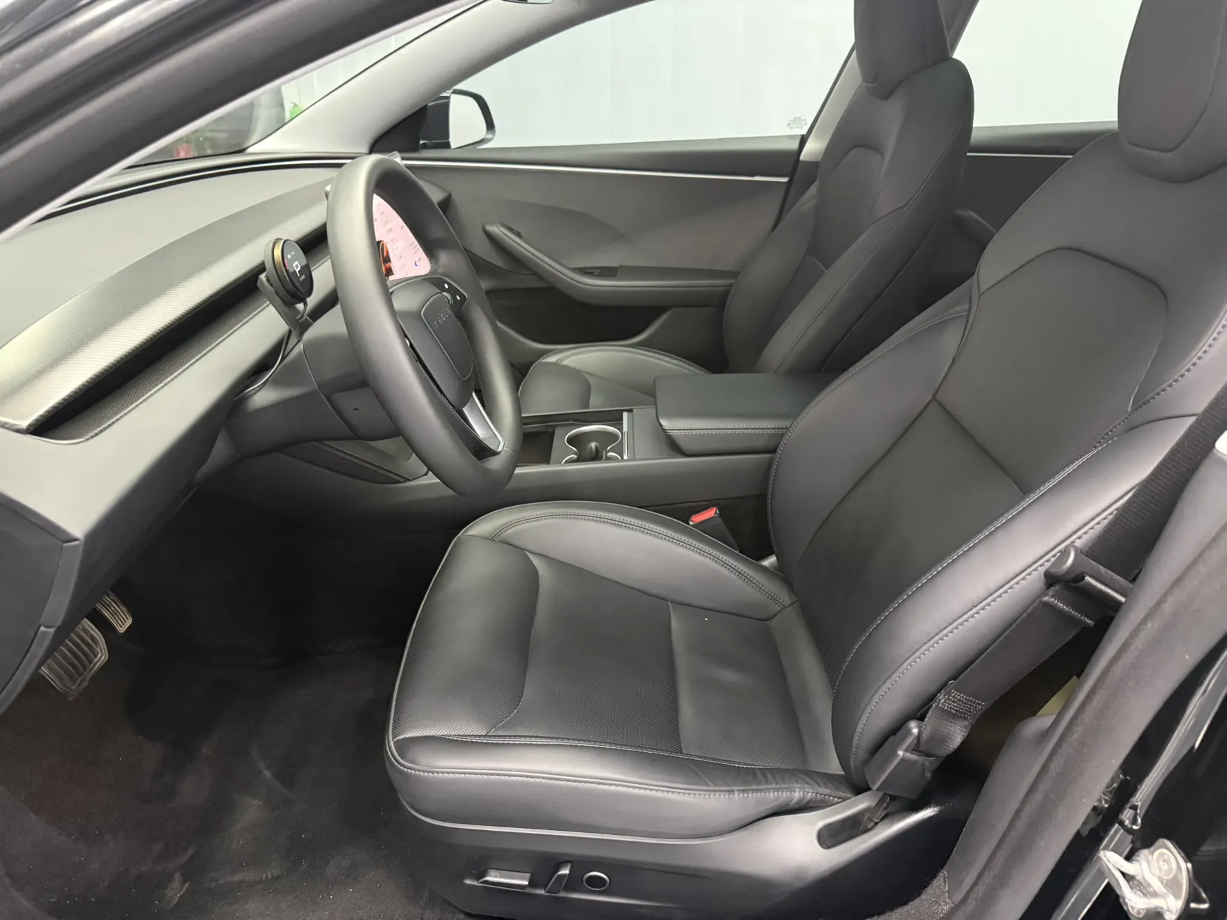 Tesla Model 3, 2024 12