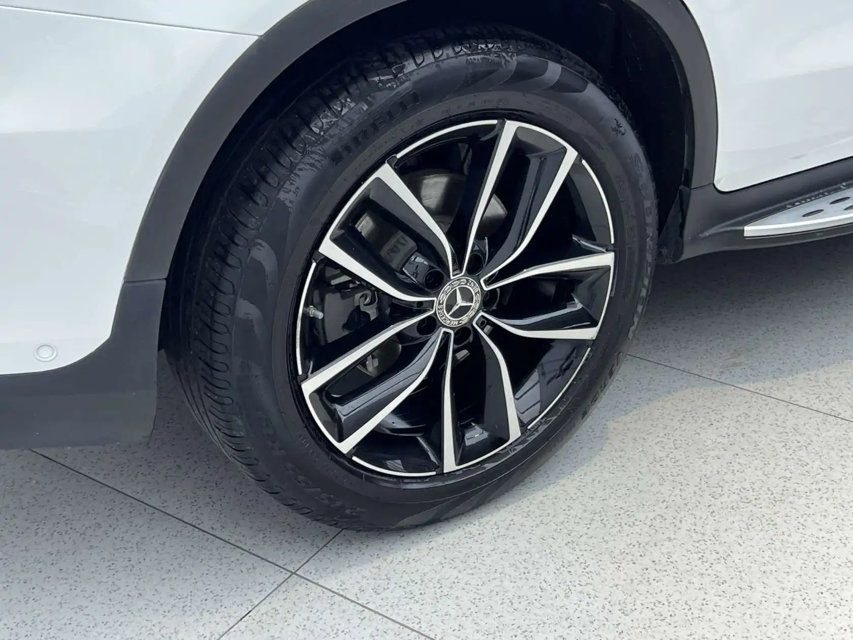 Mercedes-Benz GLC 300 L, 2019 30