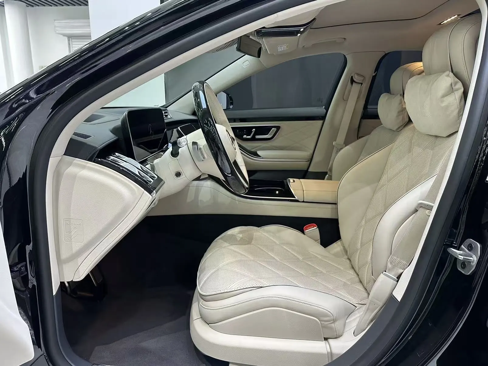 Mercedes-Benz S 480 4MATIC, 2025 6
