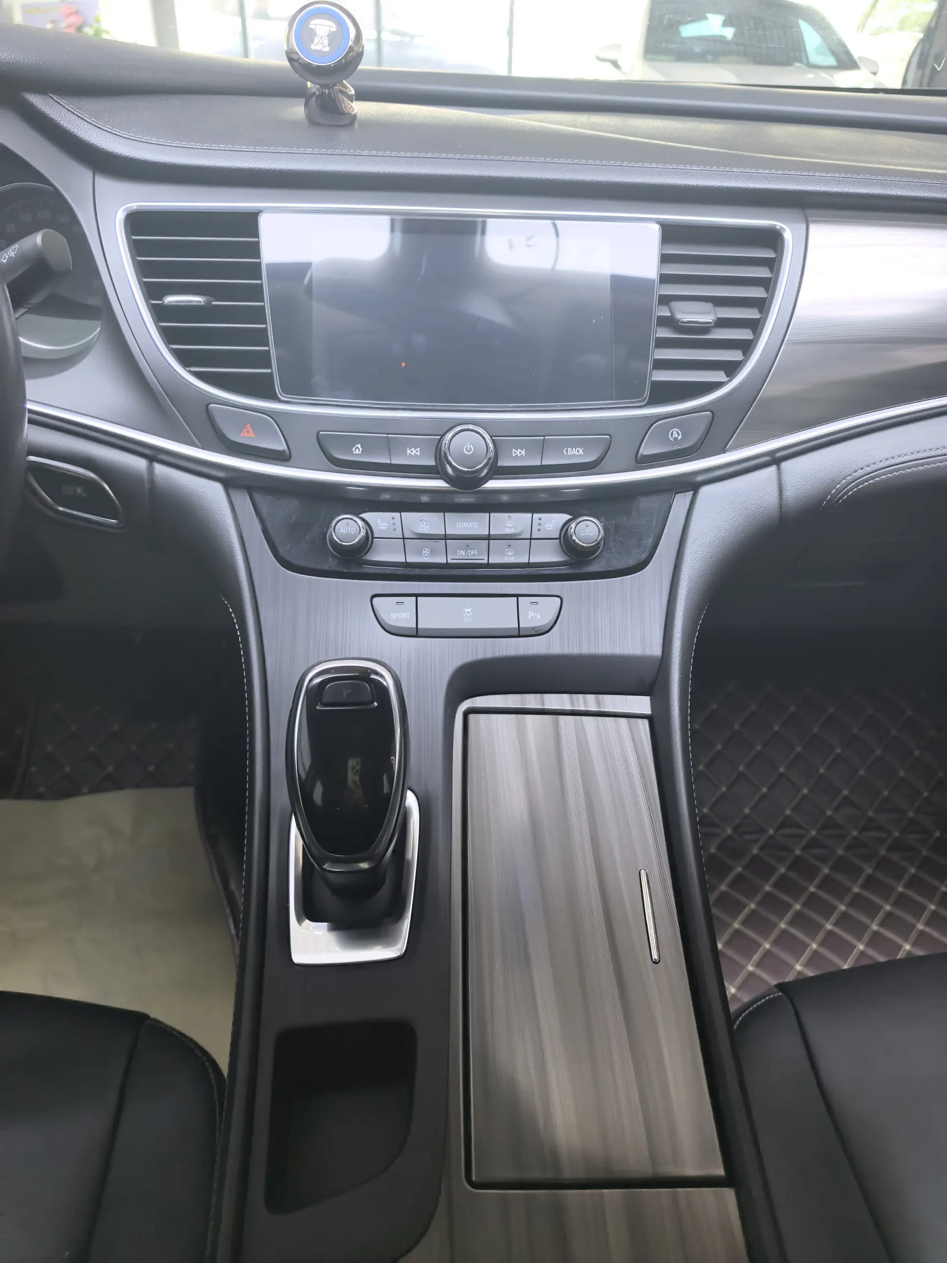 Buick LaCrosse, 2021 19