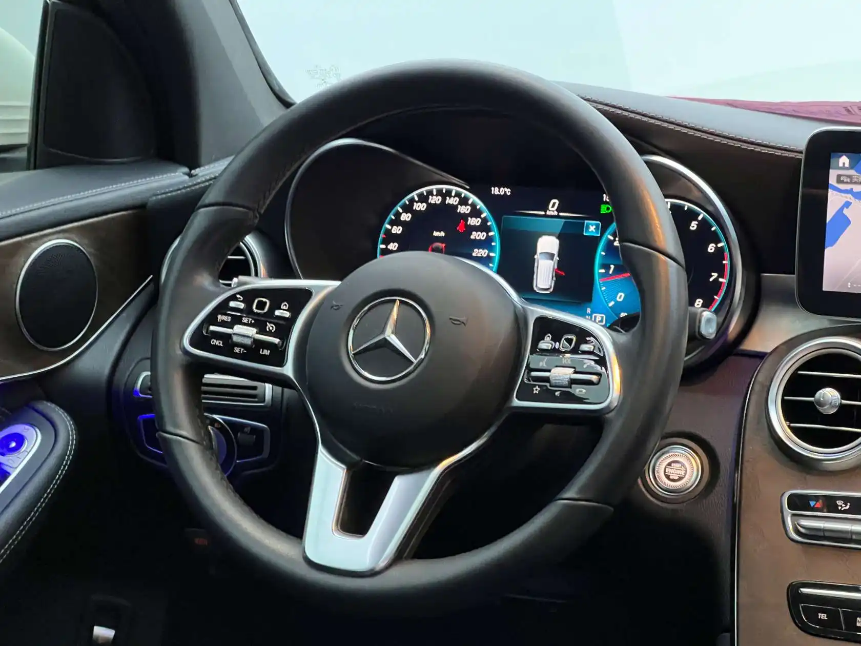 Mercedes-Benz GLC 300 L, 2019 23