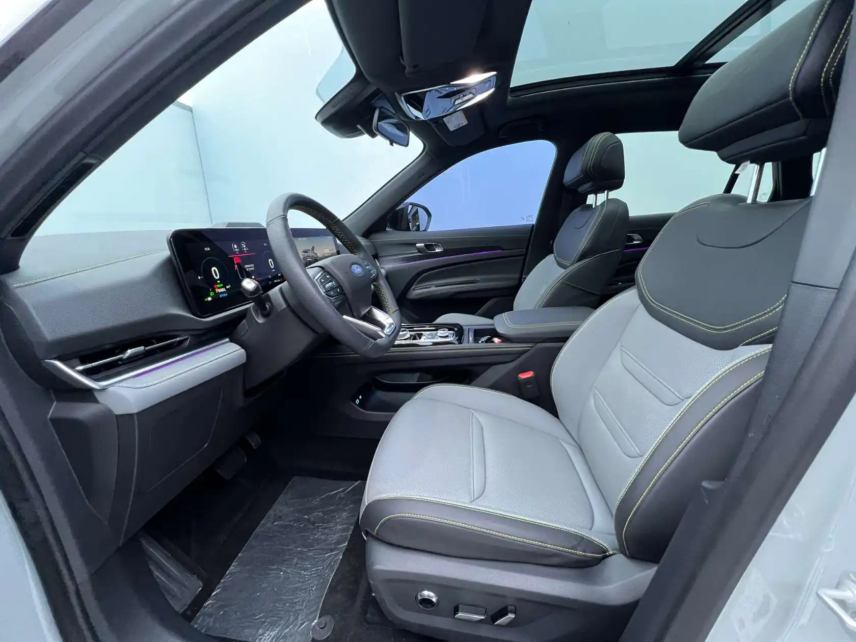 Ford Equator Sport, 2025 9