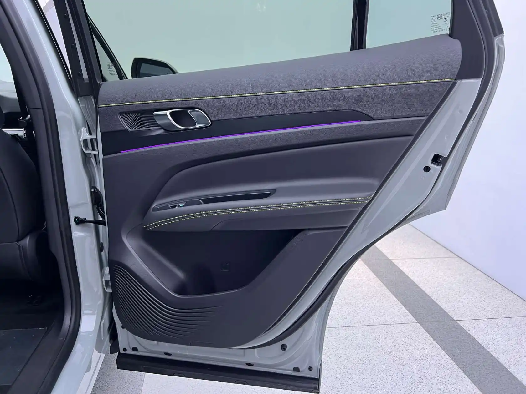 Ford Equator Sport, 2025 17