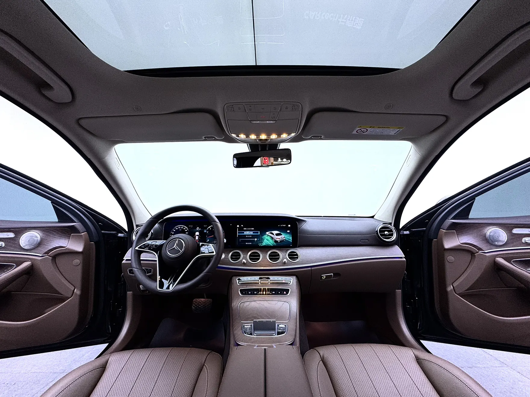 Mercedes-Benz E 300 L, 2021 13