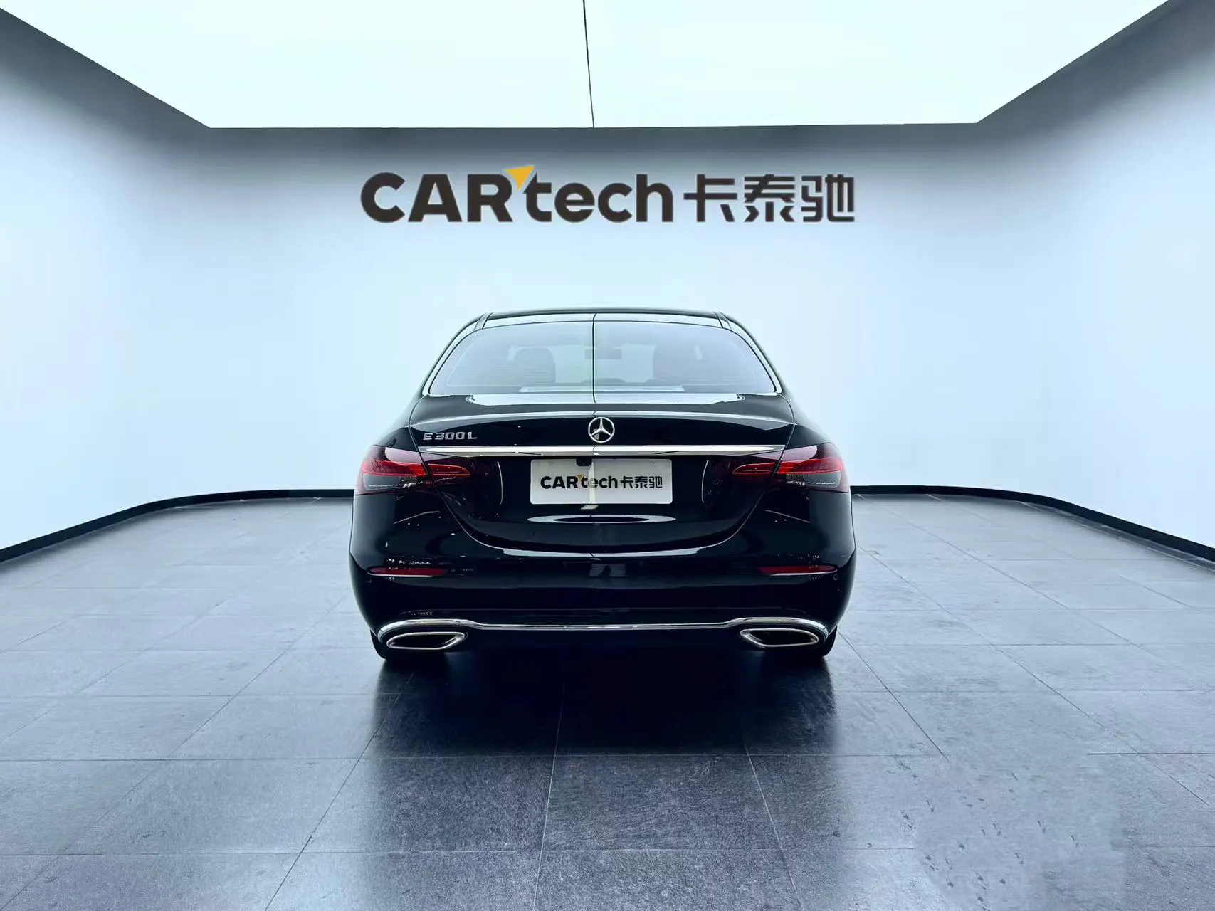 Mercedes-Benz E 300 L, 2021 12