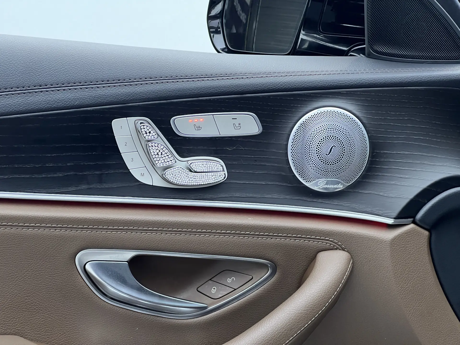 Mercedes-Benz E 300 L, 2020 12
