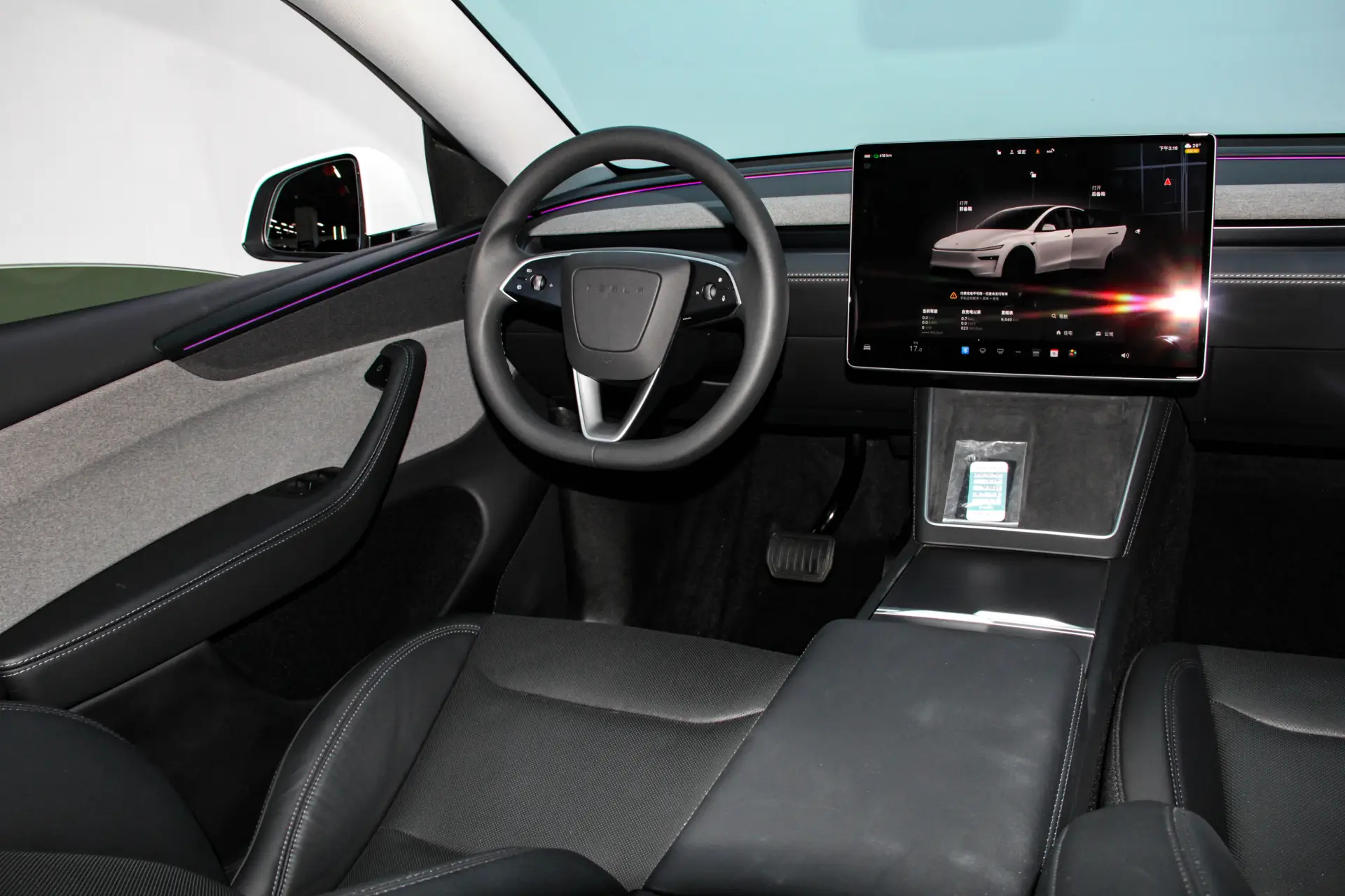 Tesla Model Y, 2026 27