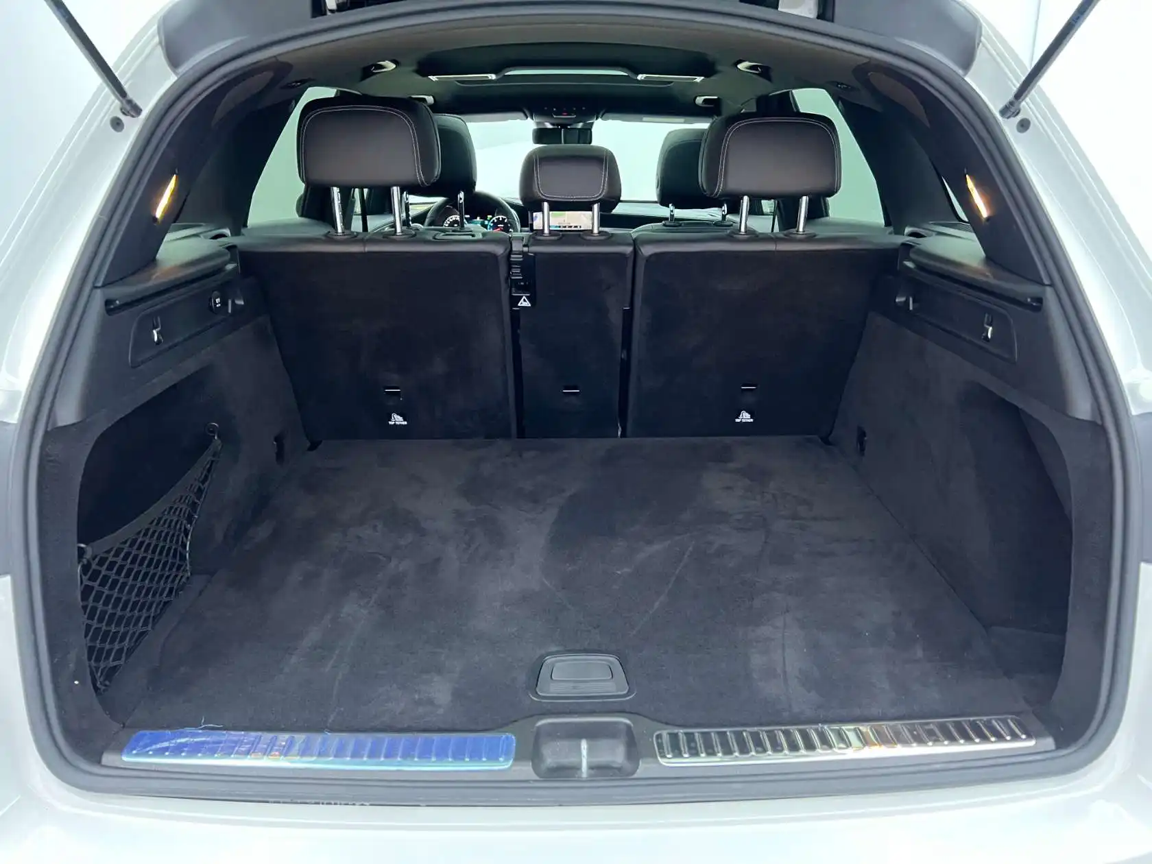 Mercedes-Benz GLC 300 L, 2019 26