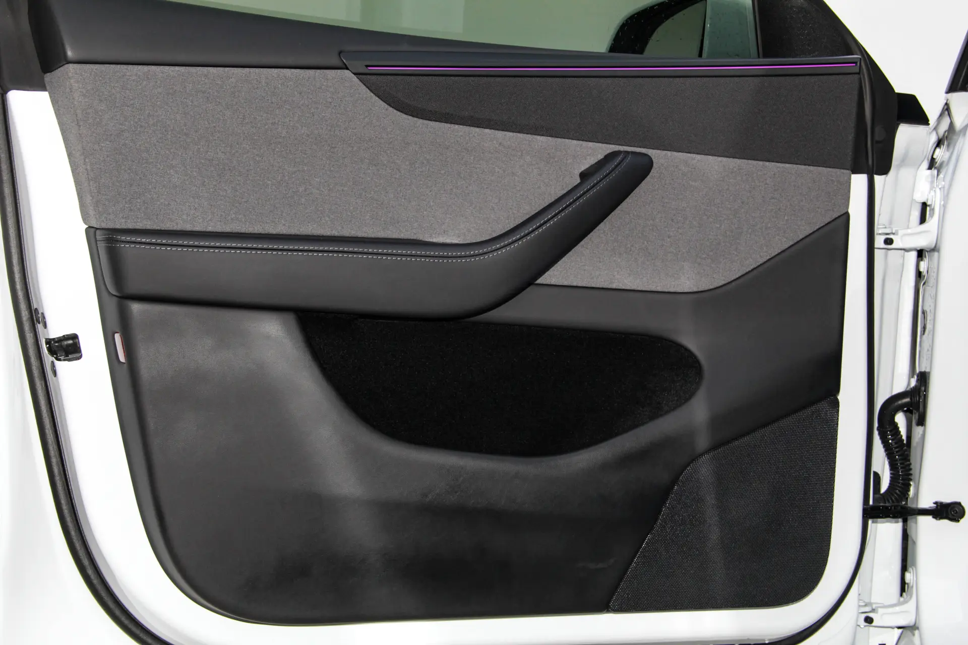 Tesla Model Y, 2026 17