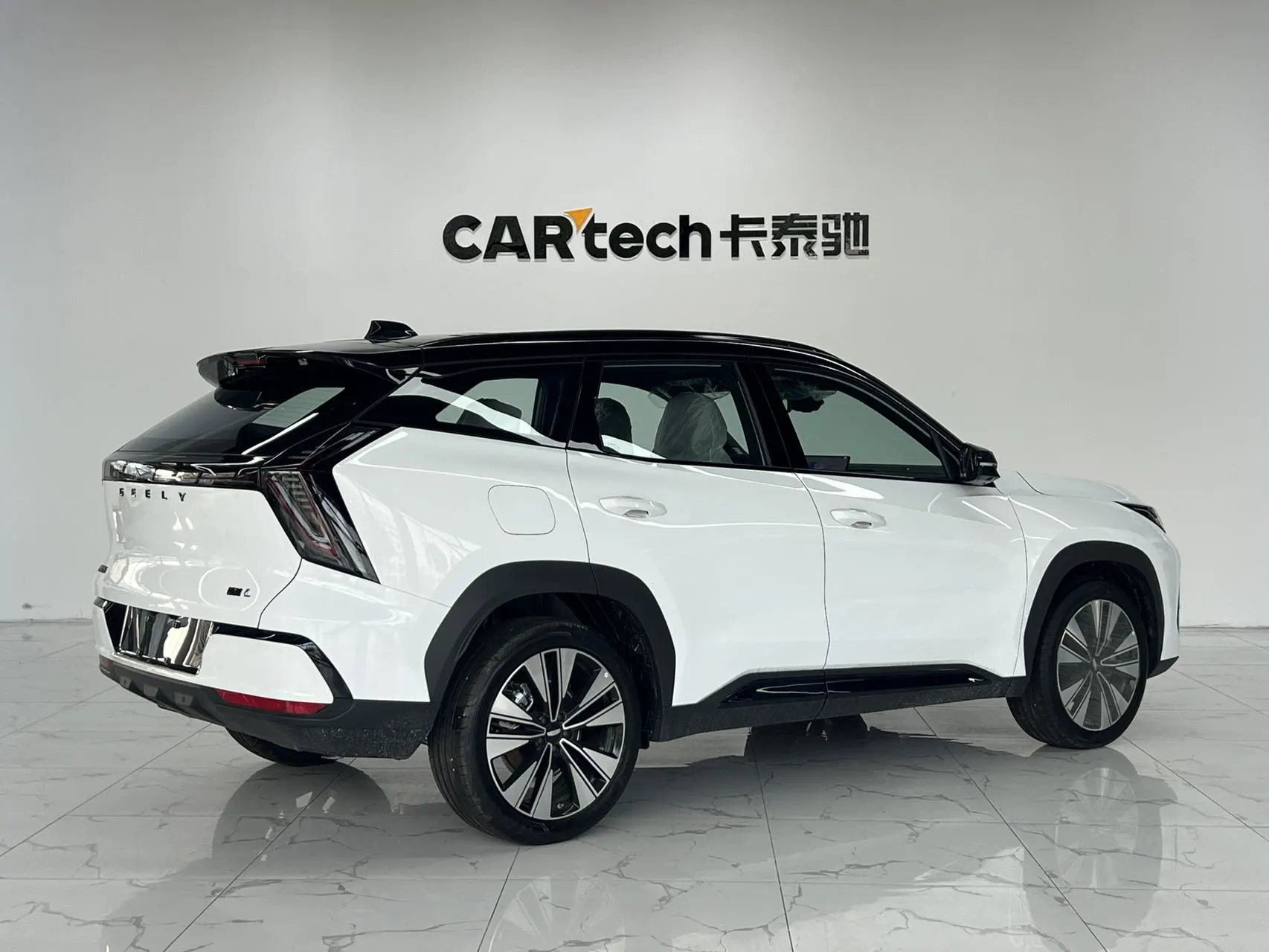 Geely Boyue, 2025 все фото
