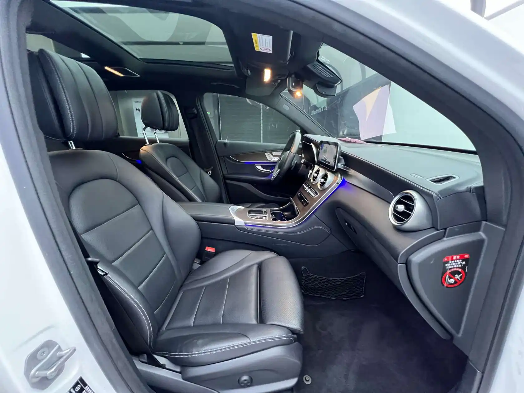 Mercedes-Benz GLC 300 L, 2019 17