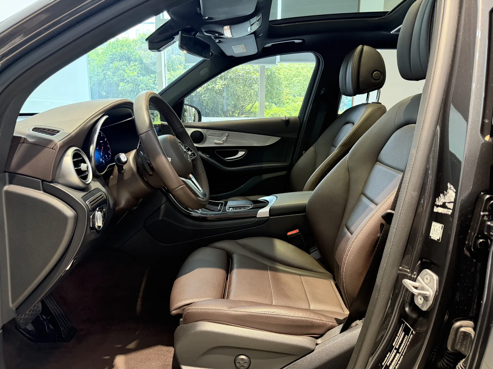 Mercedes-Benz GLC 260 L, 2022 16