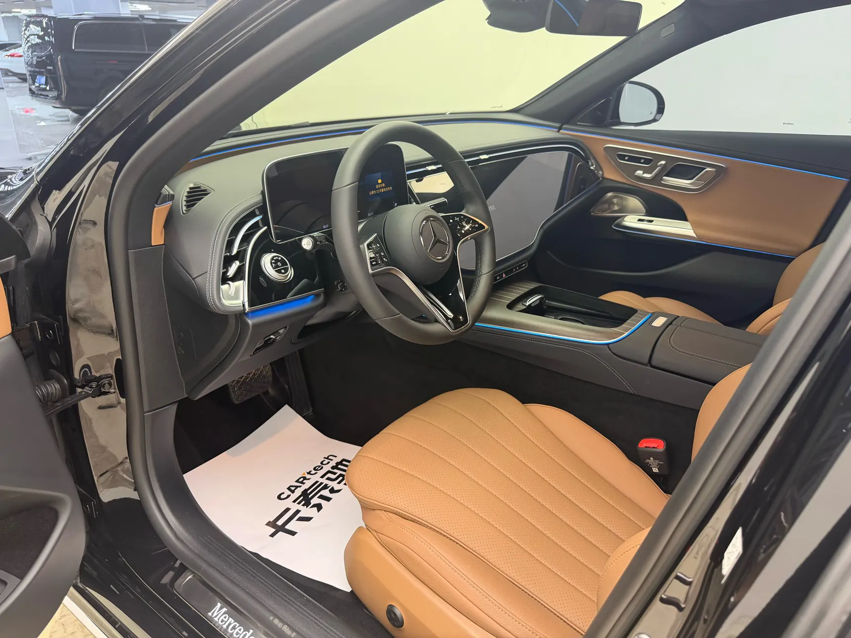 Mercedes-Benz E 300 L, 2025 13