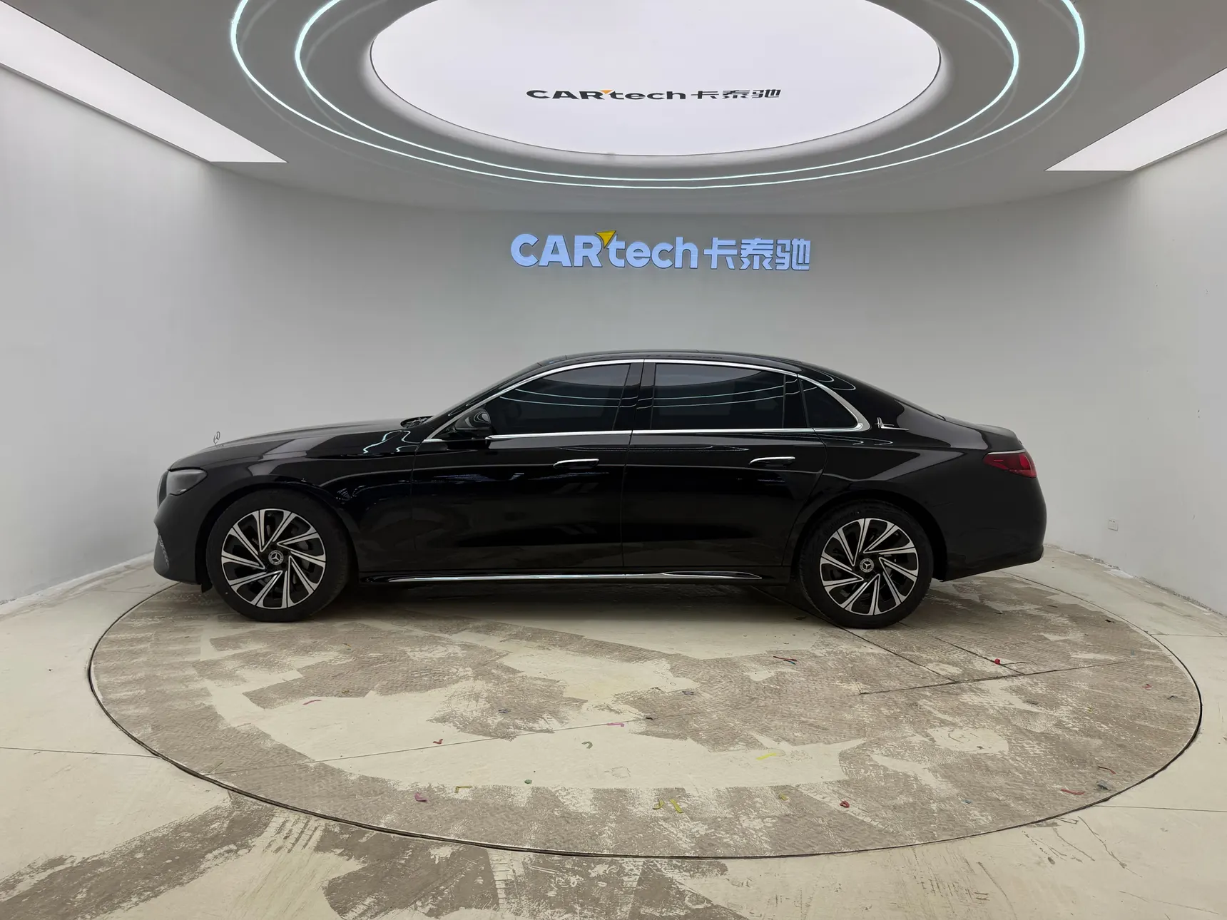 Mercedes-Benz E 300 L, 2025 7