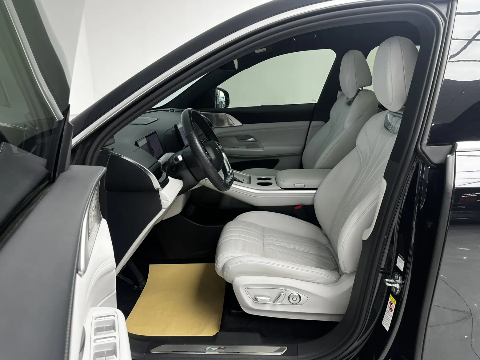 Xpeng G9, 2024 9