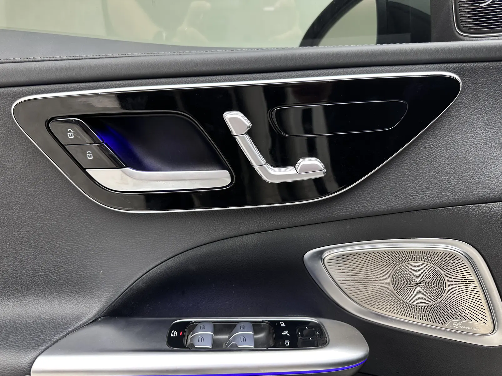 Mercedes-Benz C 260 L, 2024 14