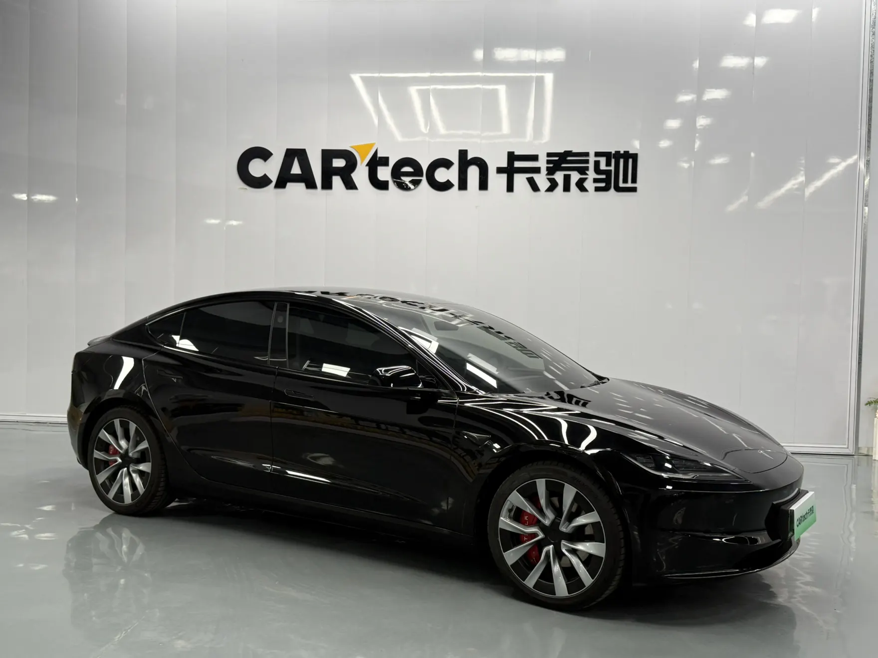 Tesla Model 3, 2024 2
