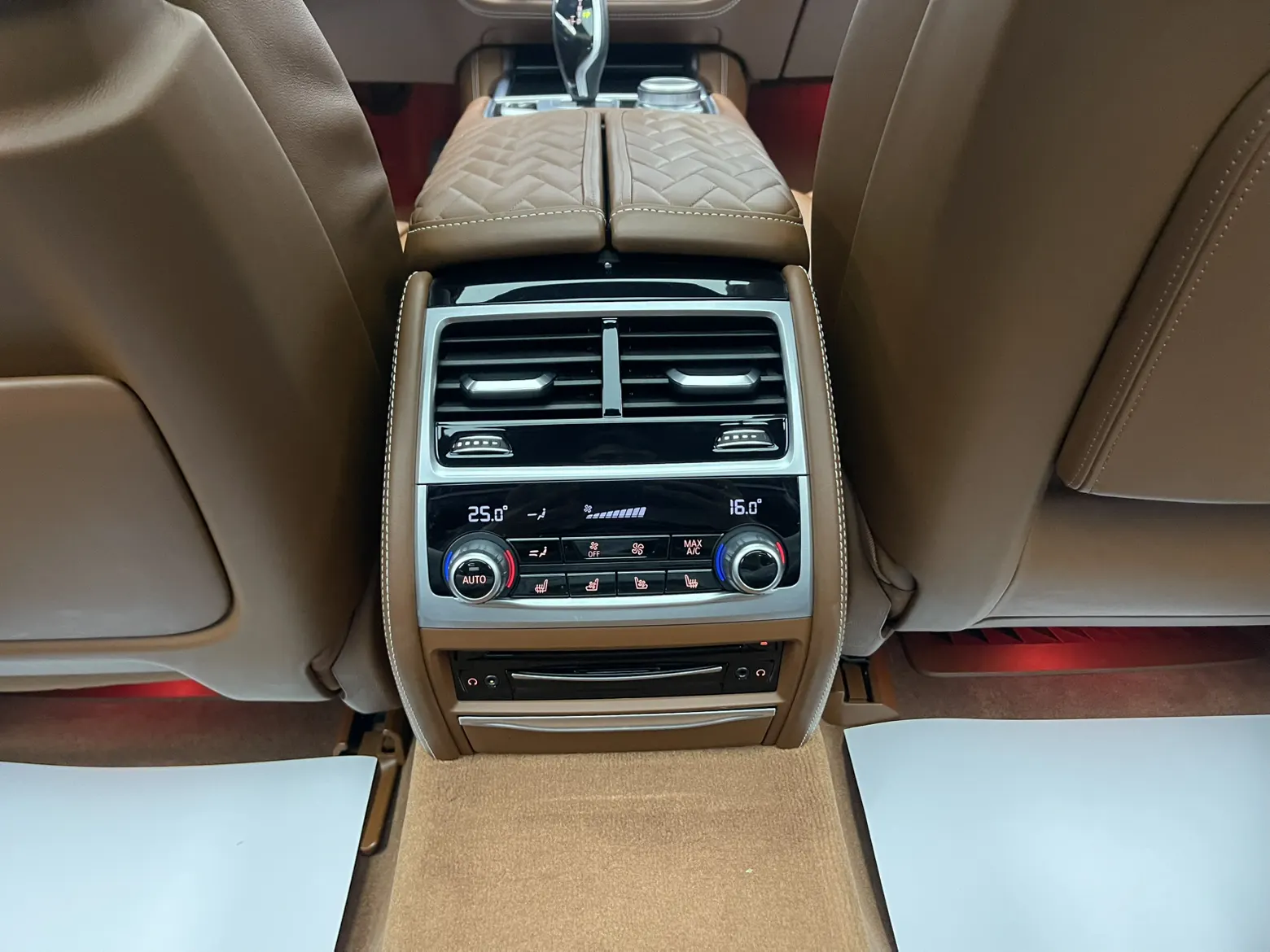 BMW 740Li, 2020 27