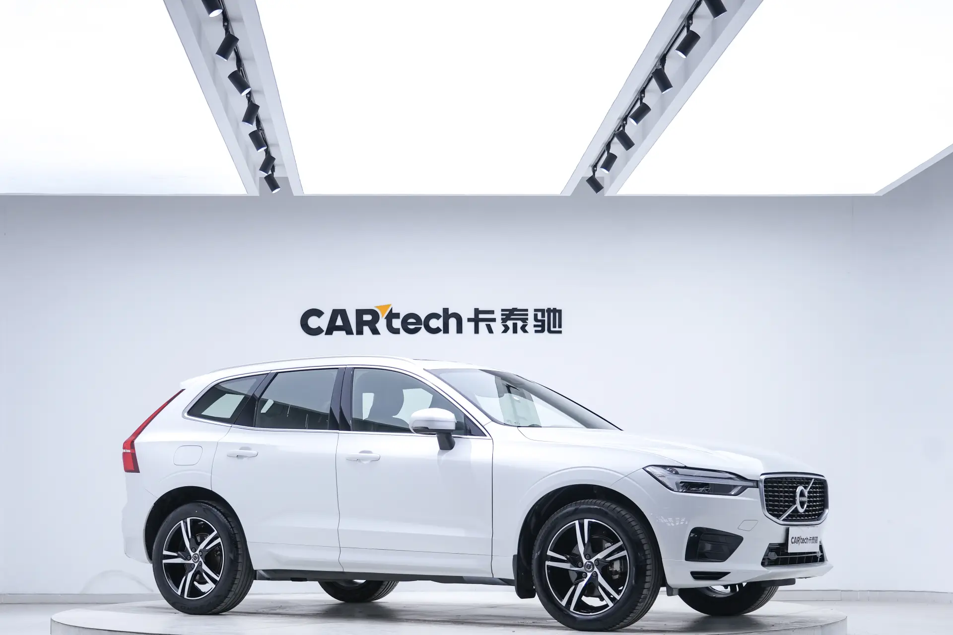 Volvo XC60, 2019 13