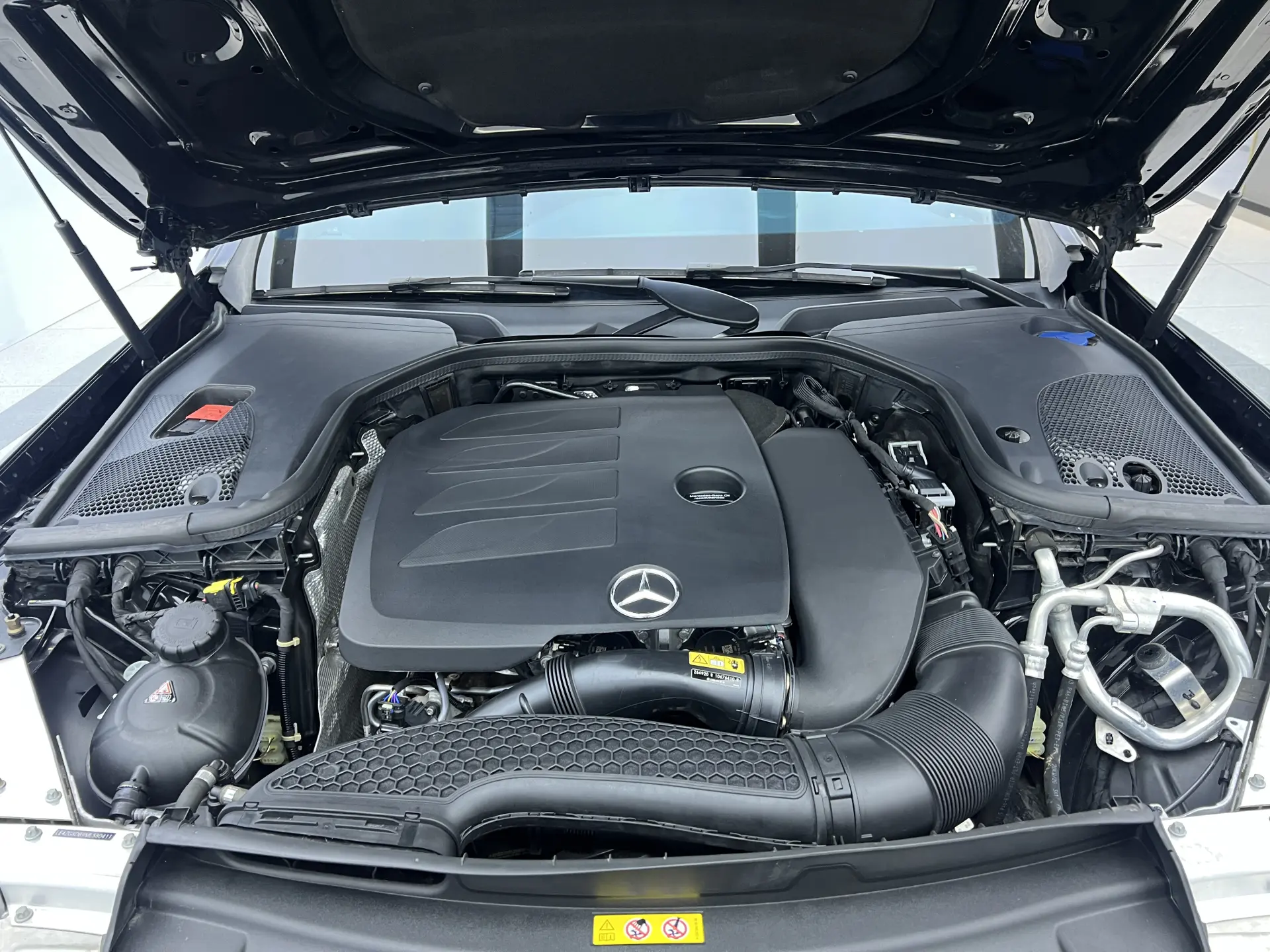 Mercedes-Benz E 300 L, 2020 27
