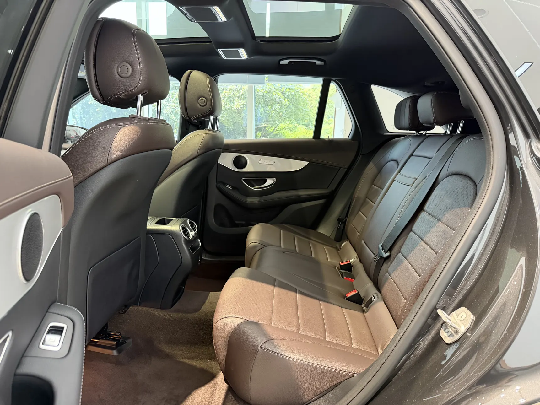 Mercedes-Benz GLC 260 L, 2022 18