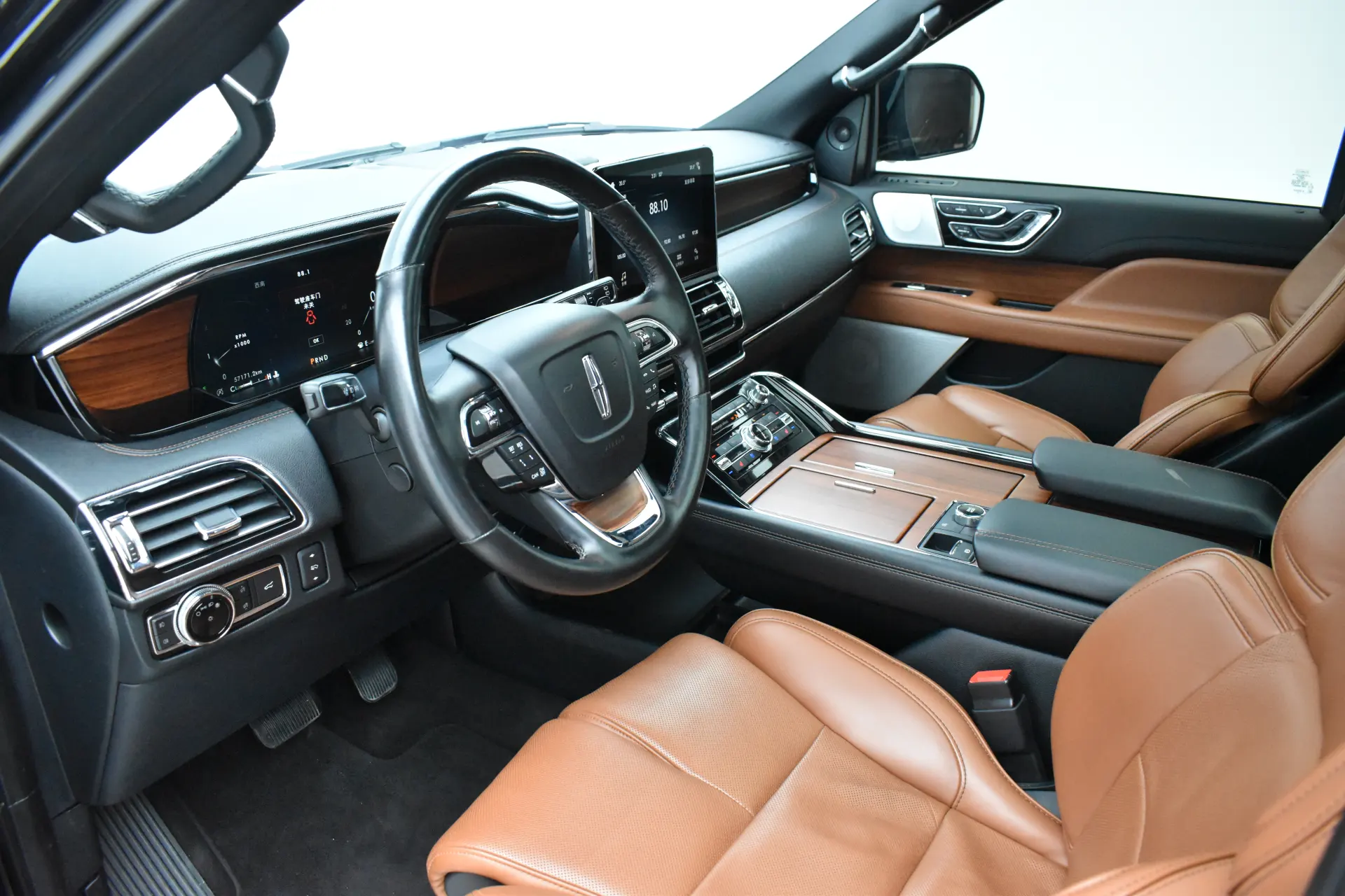 Lincoln Navigator, 2019 18