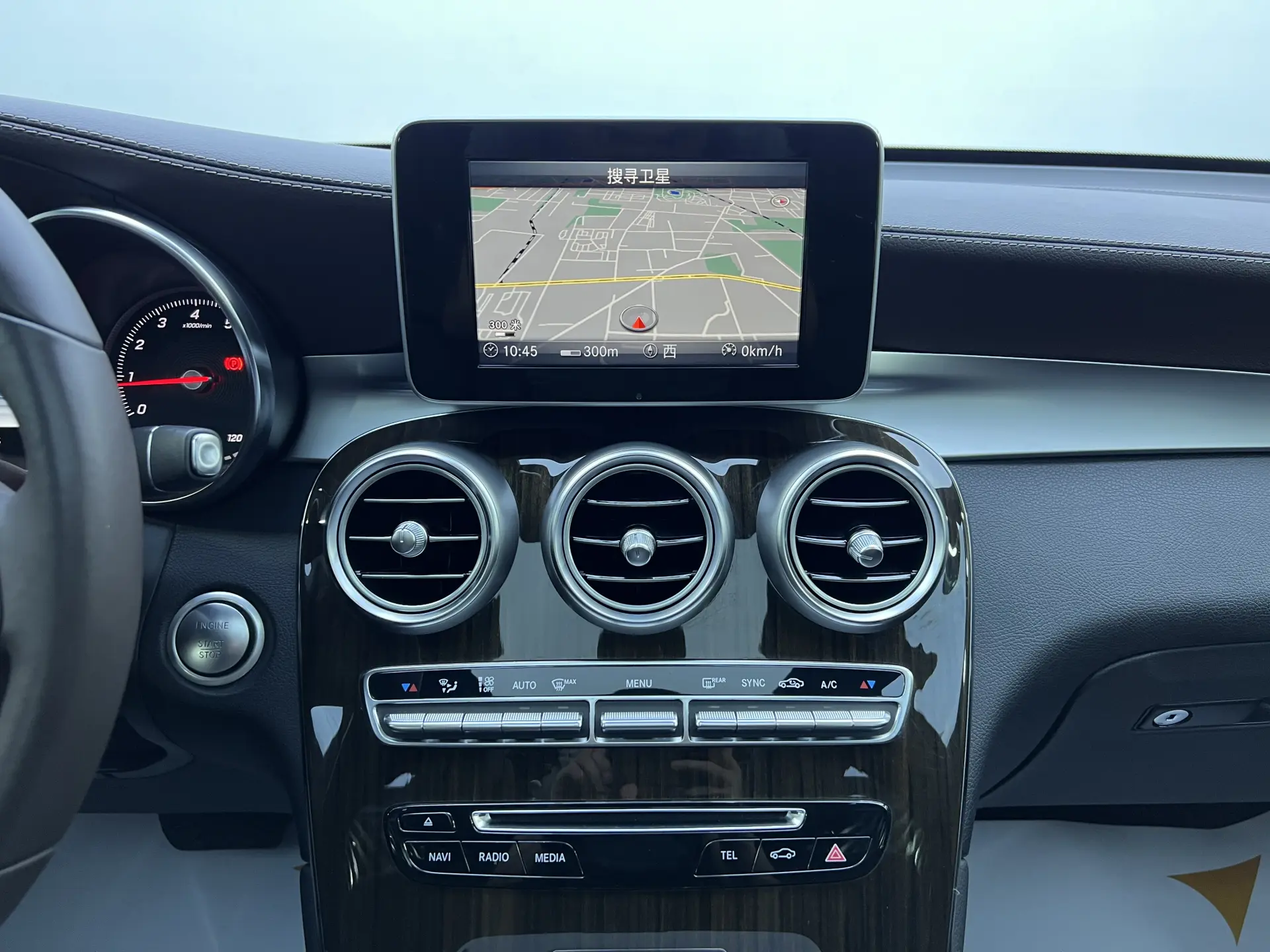 Mercedes-Benz GLC 260 4MATIC, 2018 13
