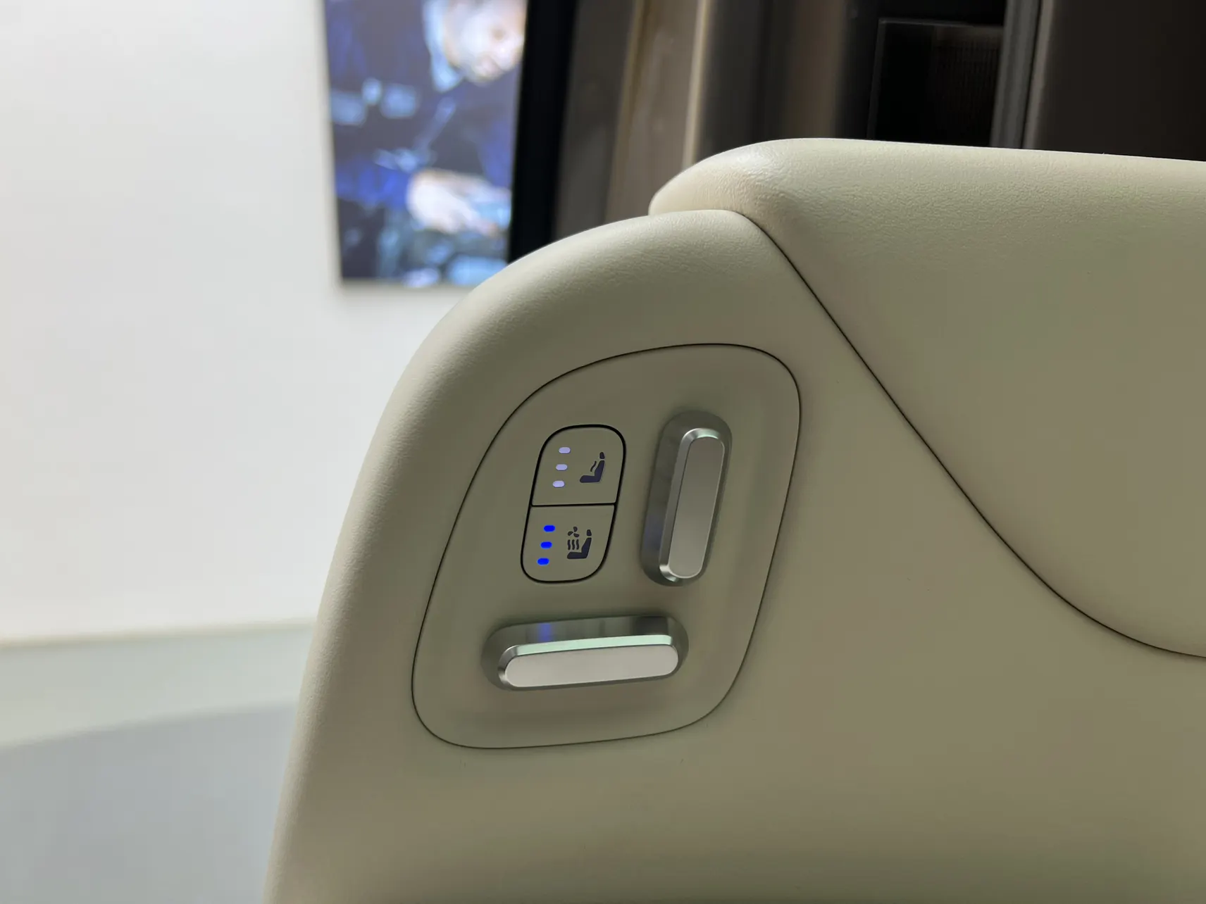Li Auto MEGA, 2024 33