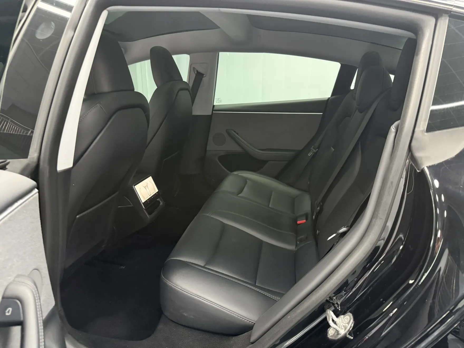 Tesla Model 3, 2024 13