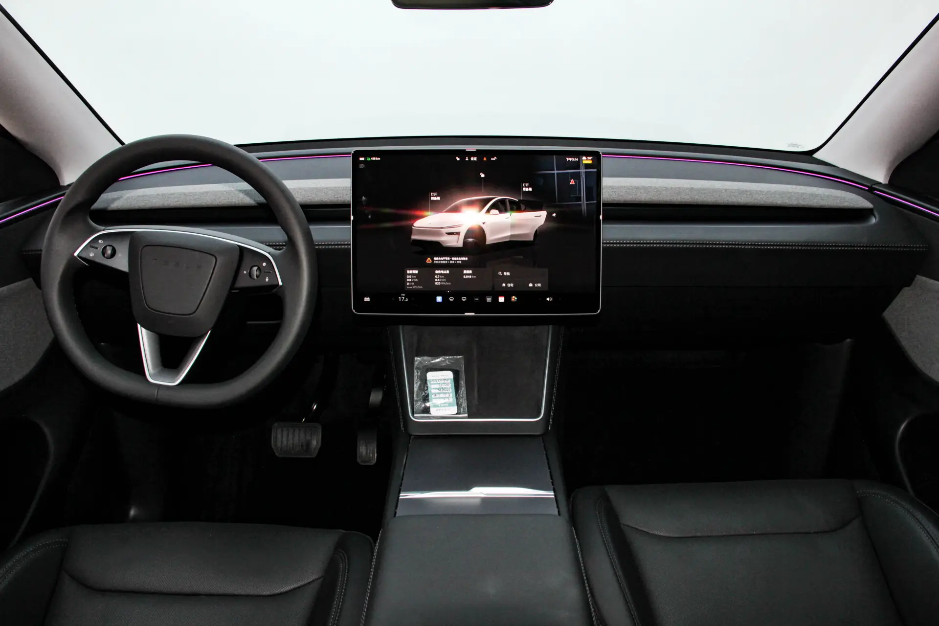 Tesla Model Y, 2026 14