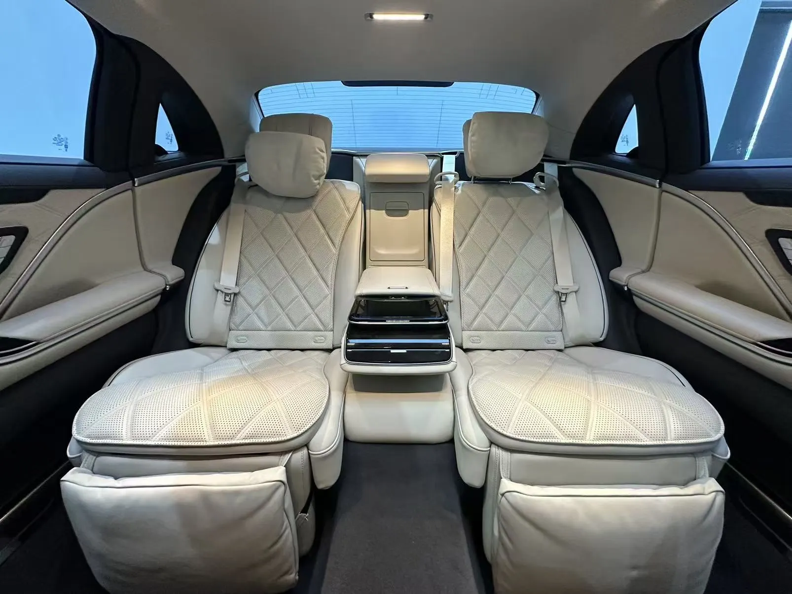 Mercedes-Benz S 480 4MATIC, 2026 6