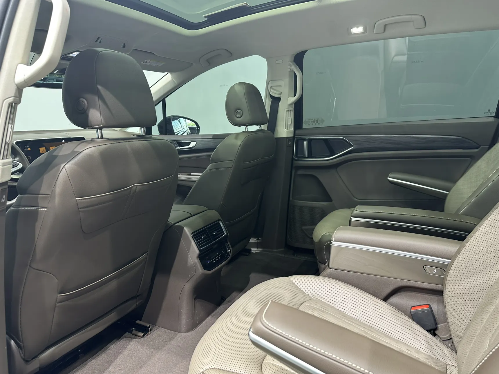 Volkswagen Viloran, 2022 22