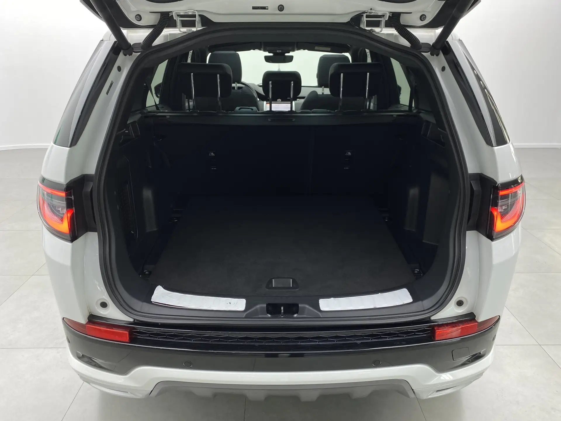 Land Rover Discovery Sport, 2021 29