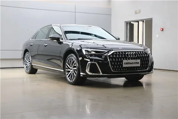 Audi A8L 50 TFSI, 2025 24