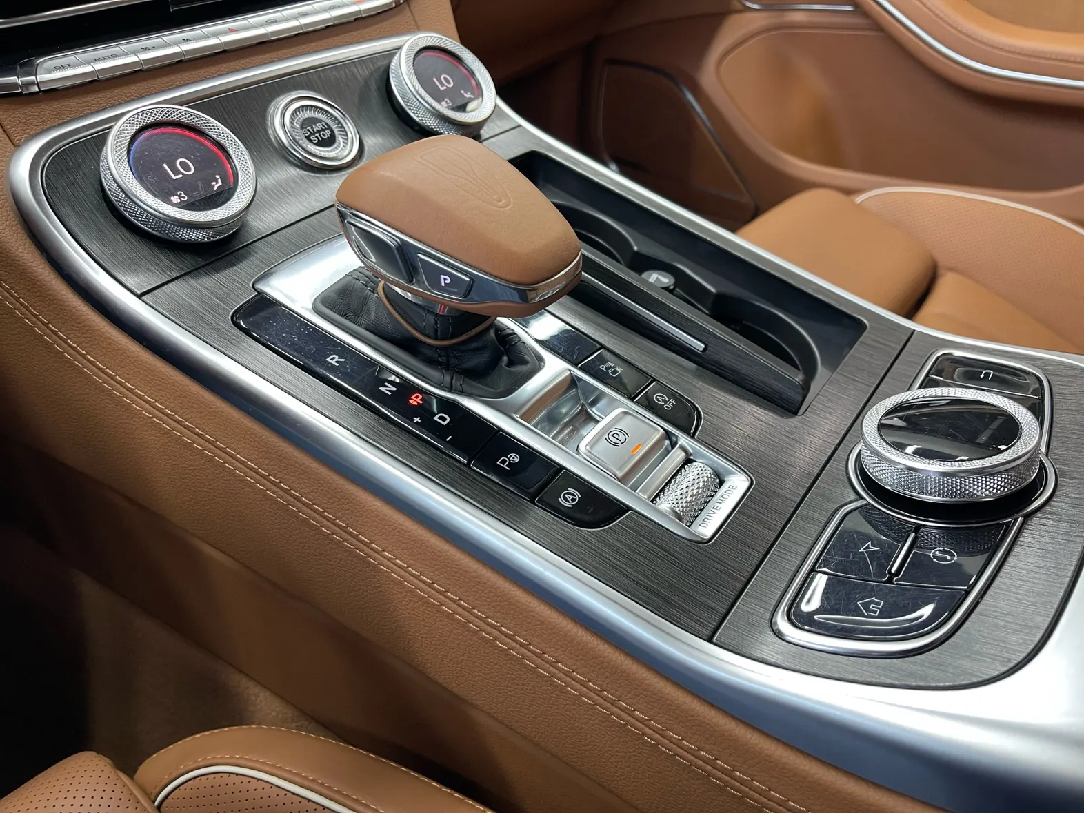Hongqi H9, 2022 18