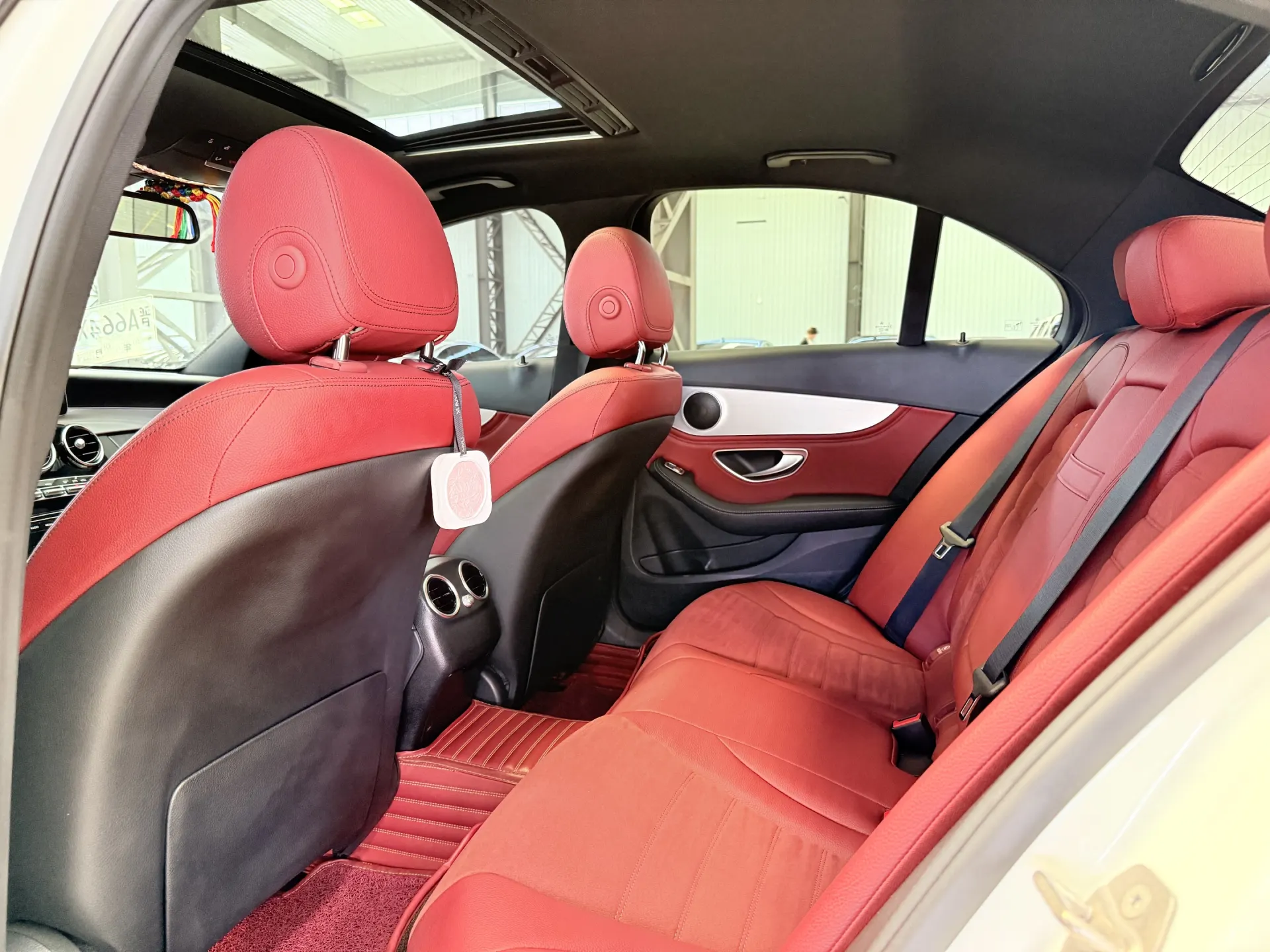 Mercedes-Benz C 200, 2018 13