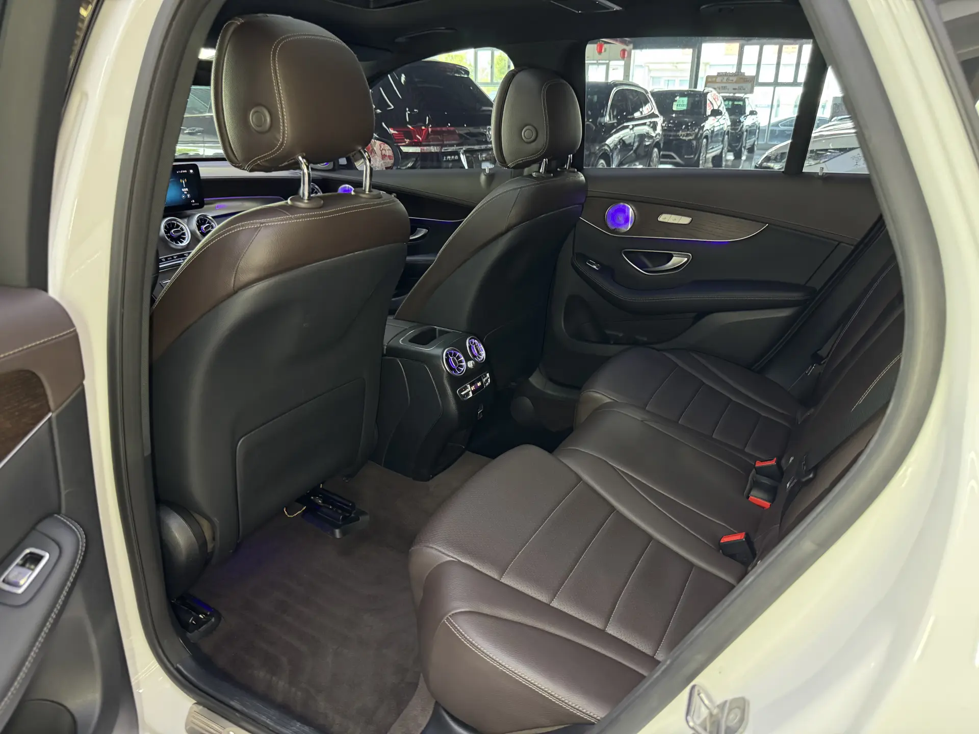 Mercedes-Benz GLC 260 L, 2021 25