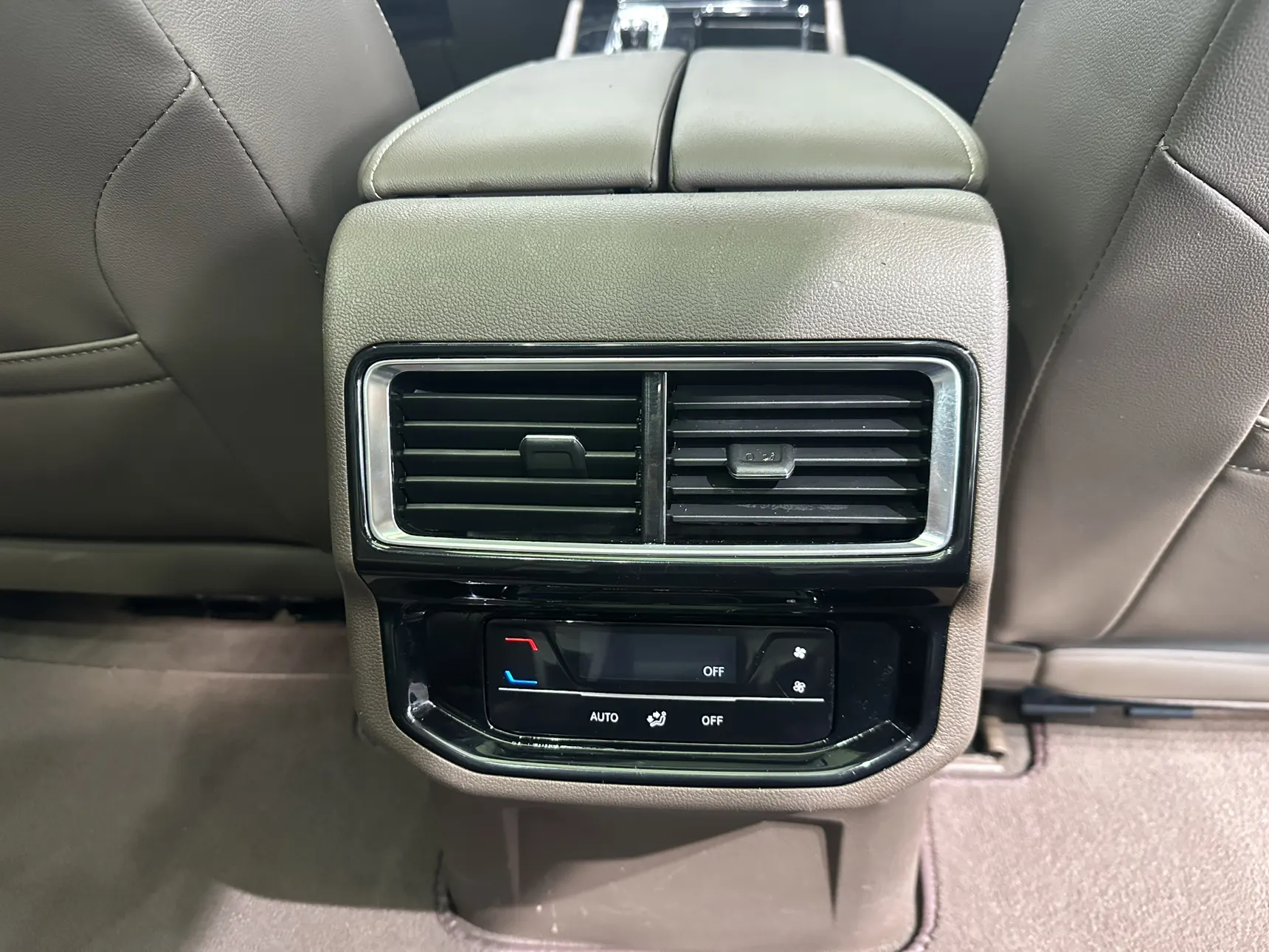 Volkswagen Viloran, 2022 16
