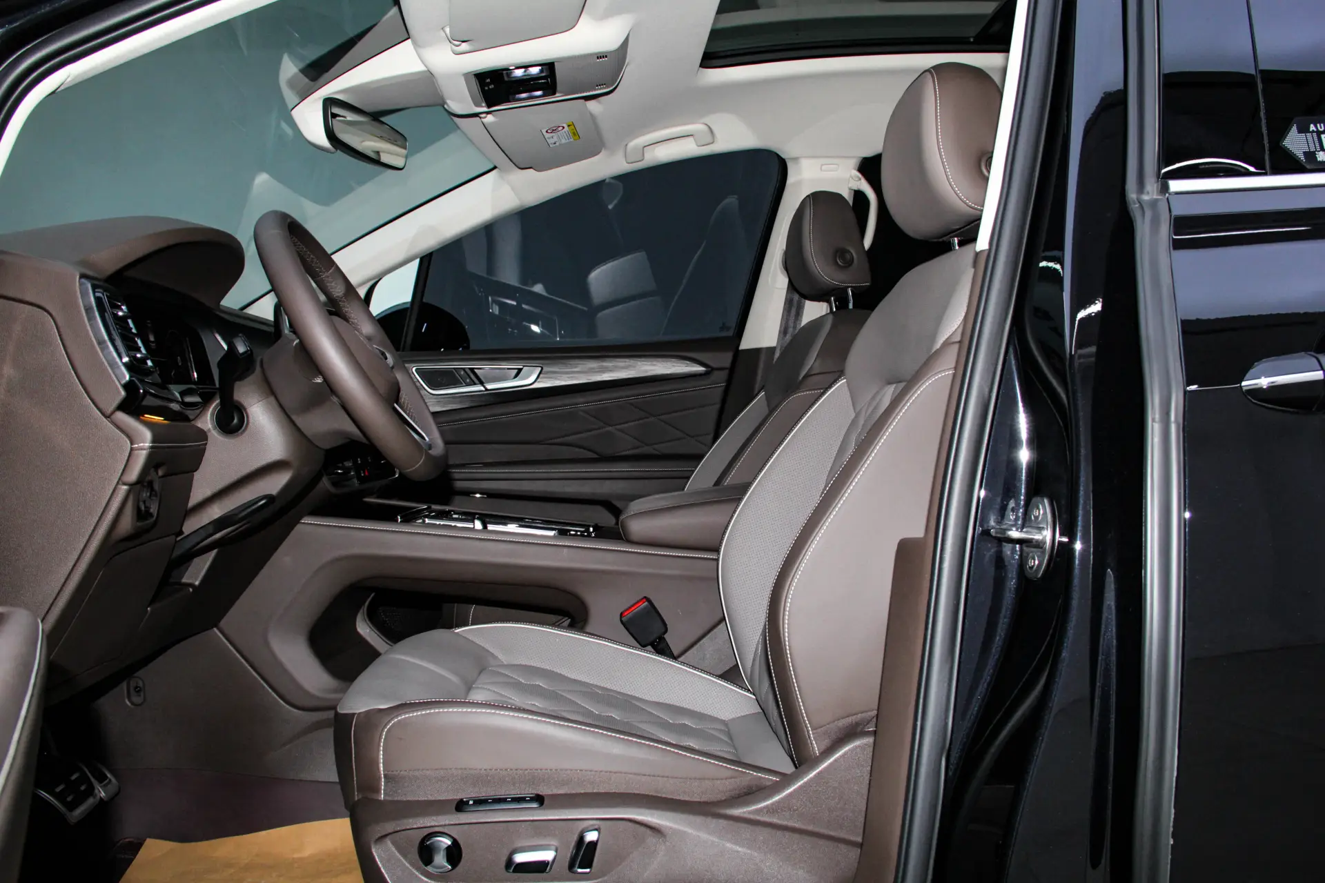 Volkswagen Viloran, 2026 22
