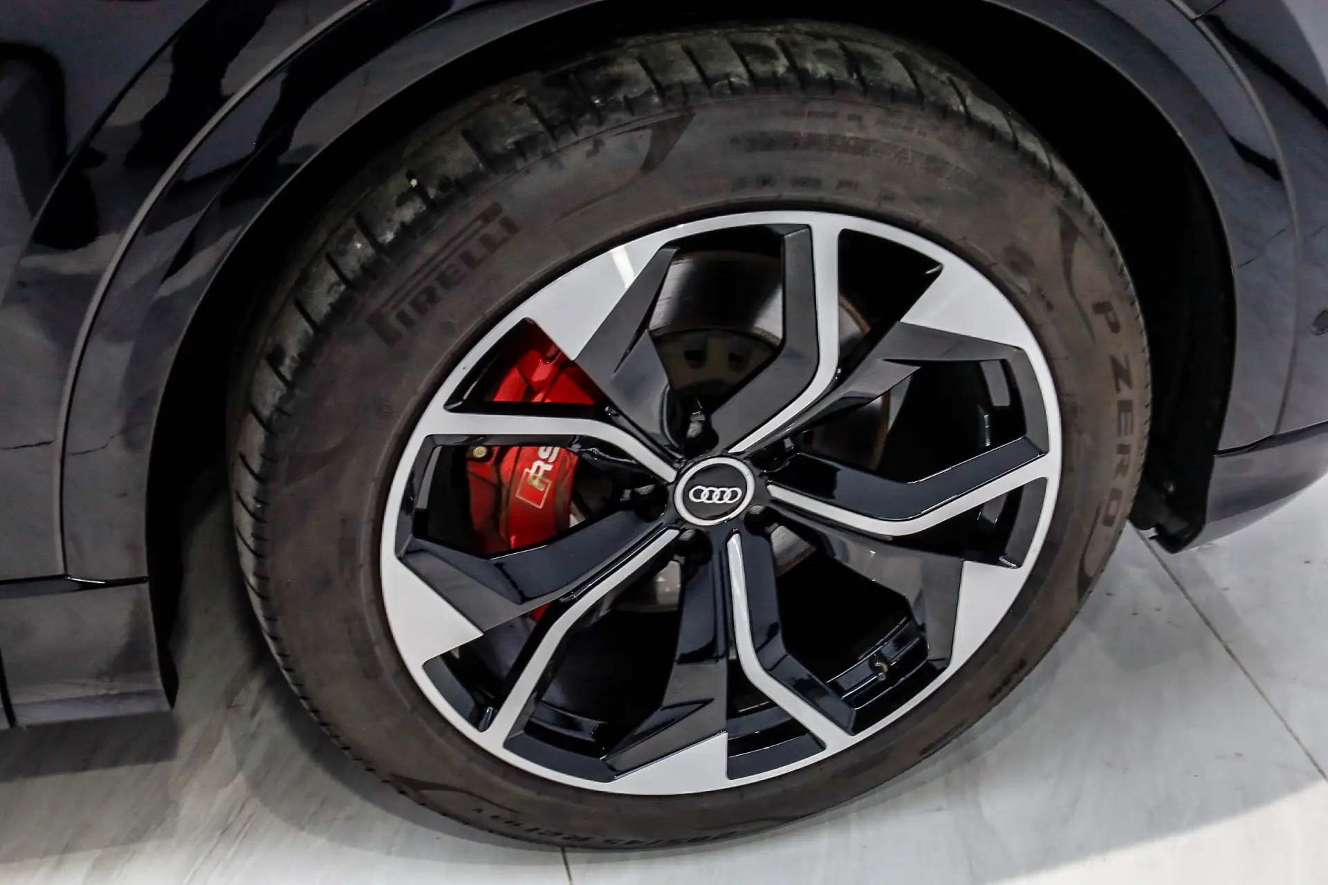 Audi Q8 55 TFSI, 2023 8